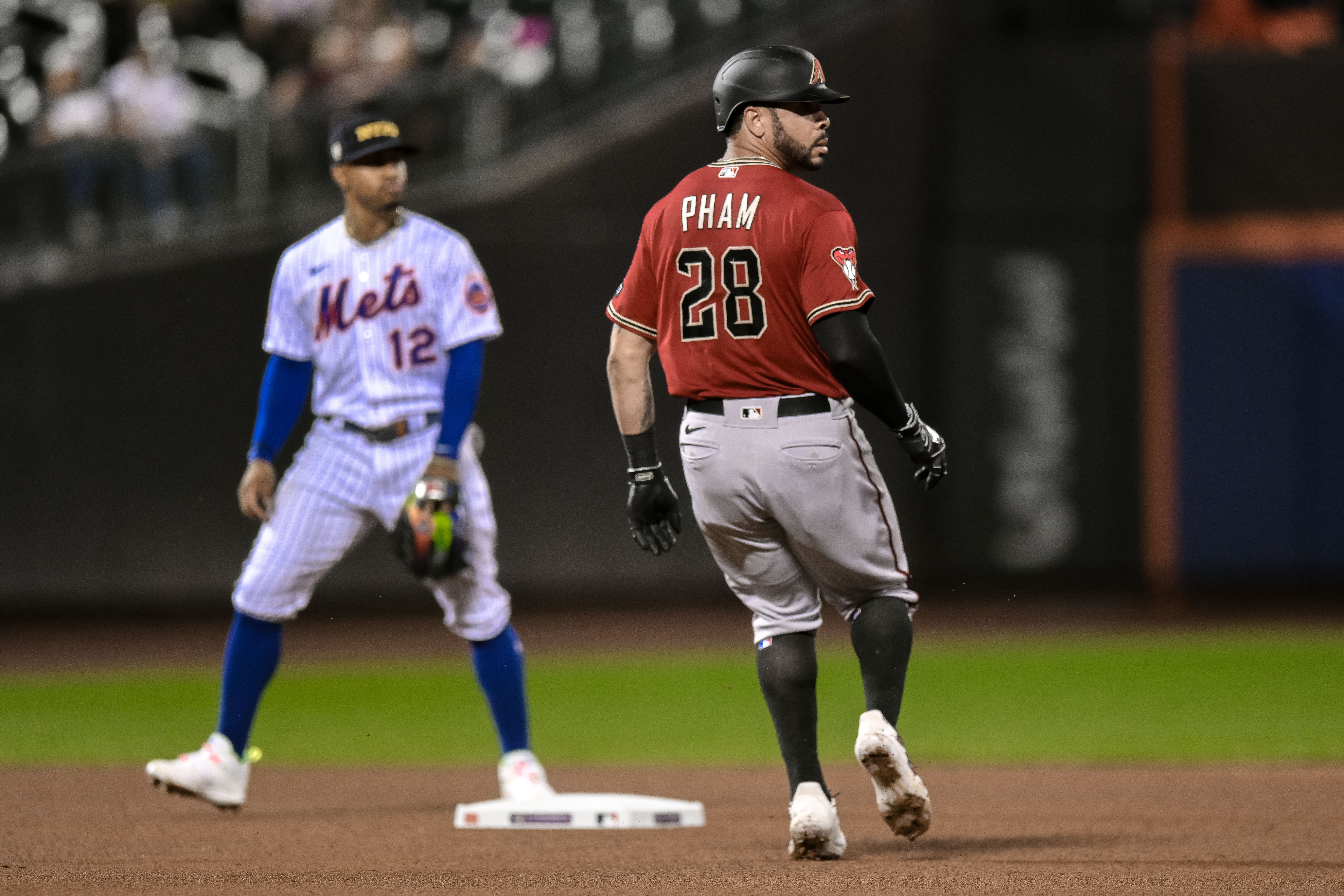 Pham leads Diamondbacks past Mets 4-3 in return to Citi Field after trade