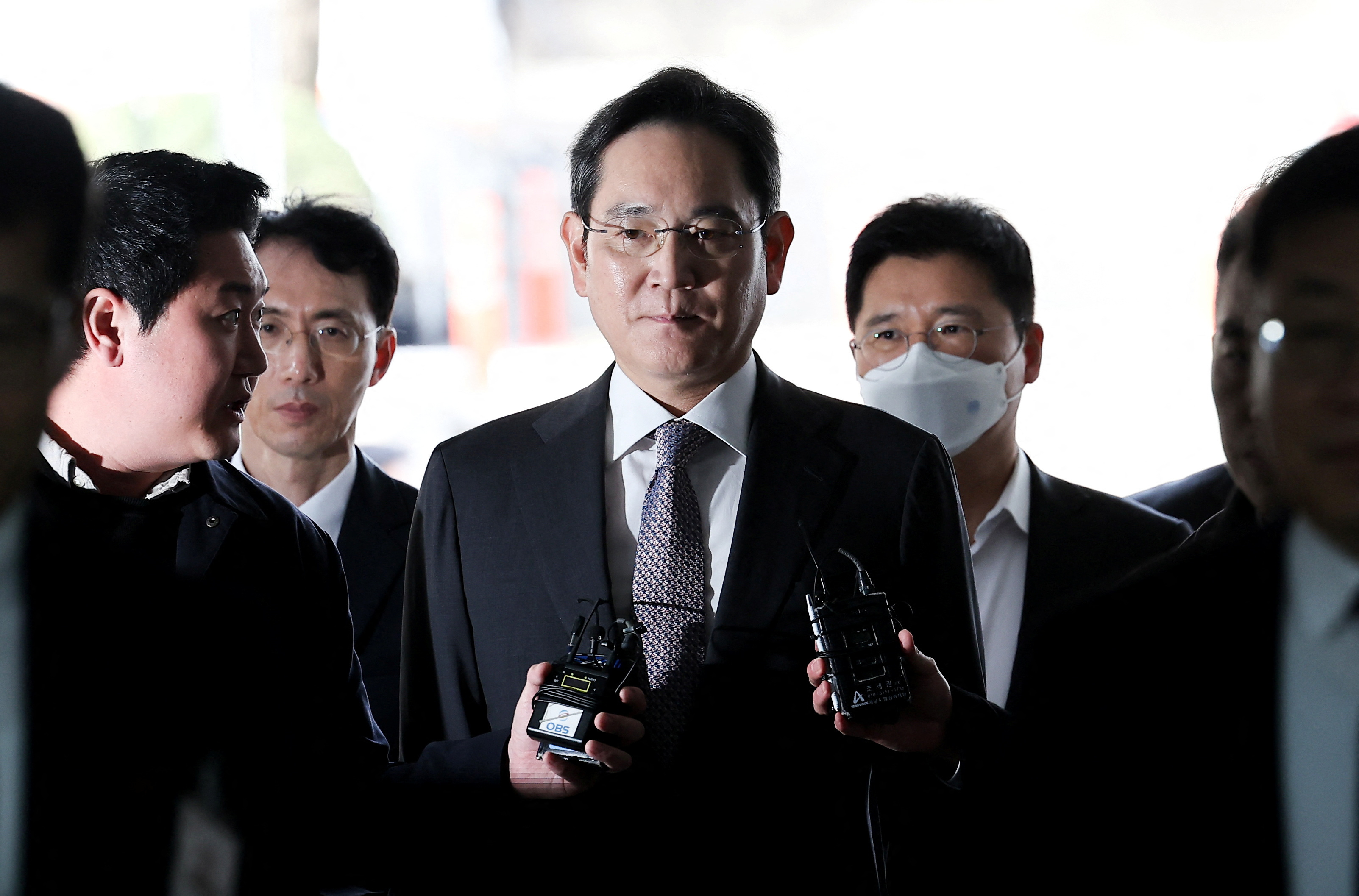 プラクルアン ソムデット ハヌマン 億万長者の王冠モデル 開運 危険回避 御守り 韓国サムスンのトップに禁固5年求刑、子会社合併巡る控訴審 | ロイター