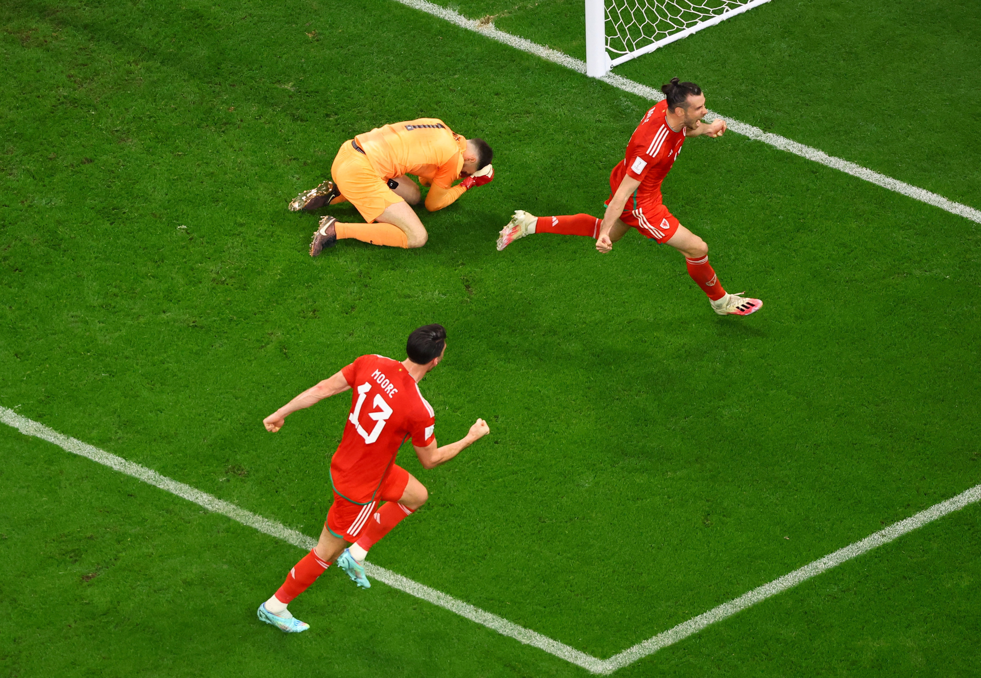 Gareth Bale saves Wales with historic World Cup goal to deny USA