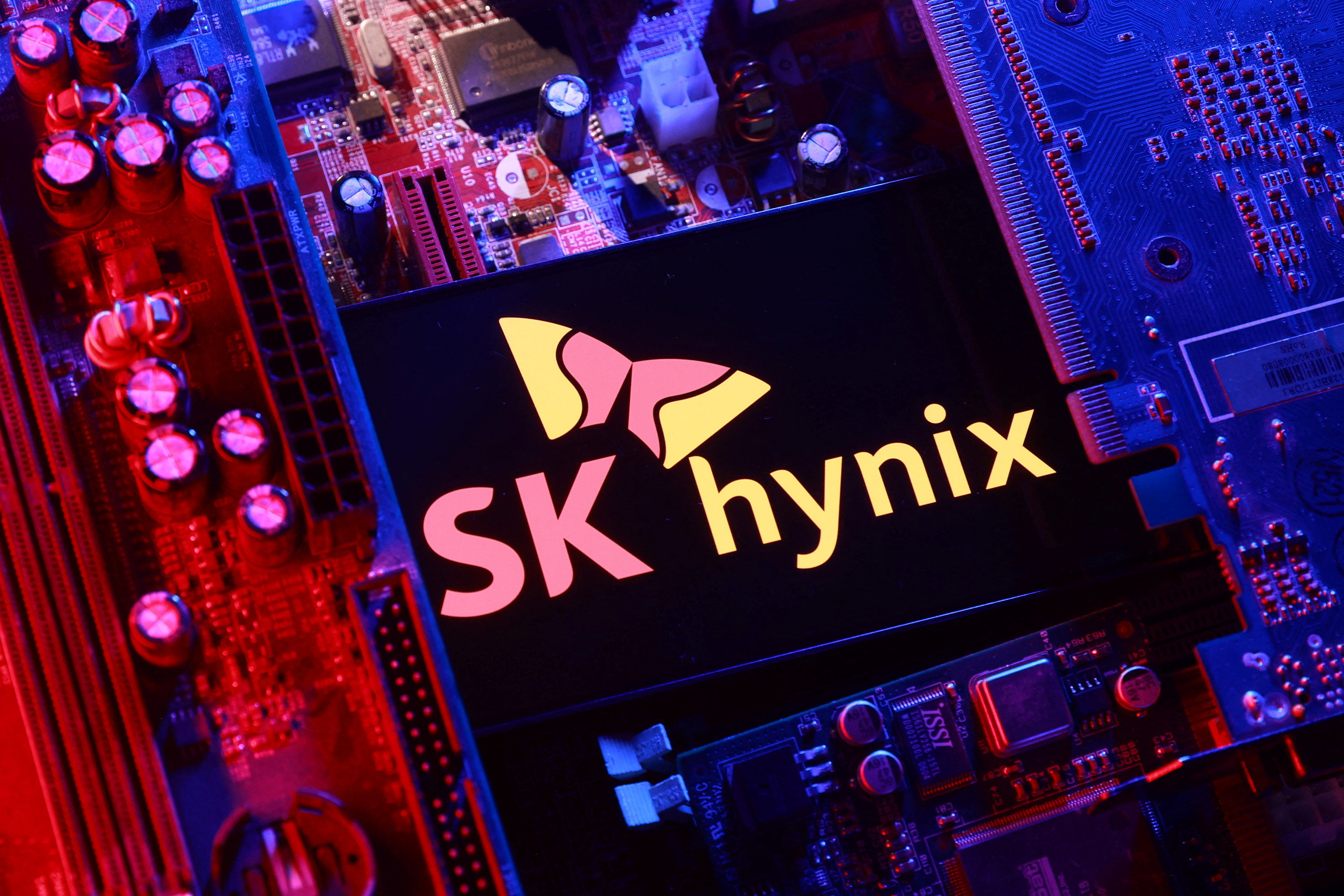 ミドリ。SAMSUNG・SK hynix AI boom puts SK Hynix on cusp of $1 trillion market value | Reuters