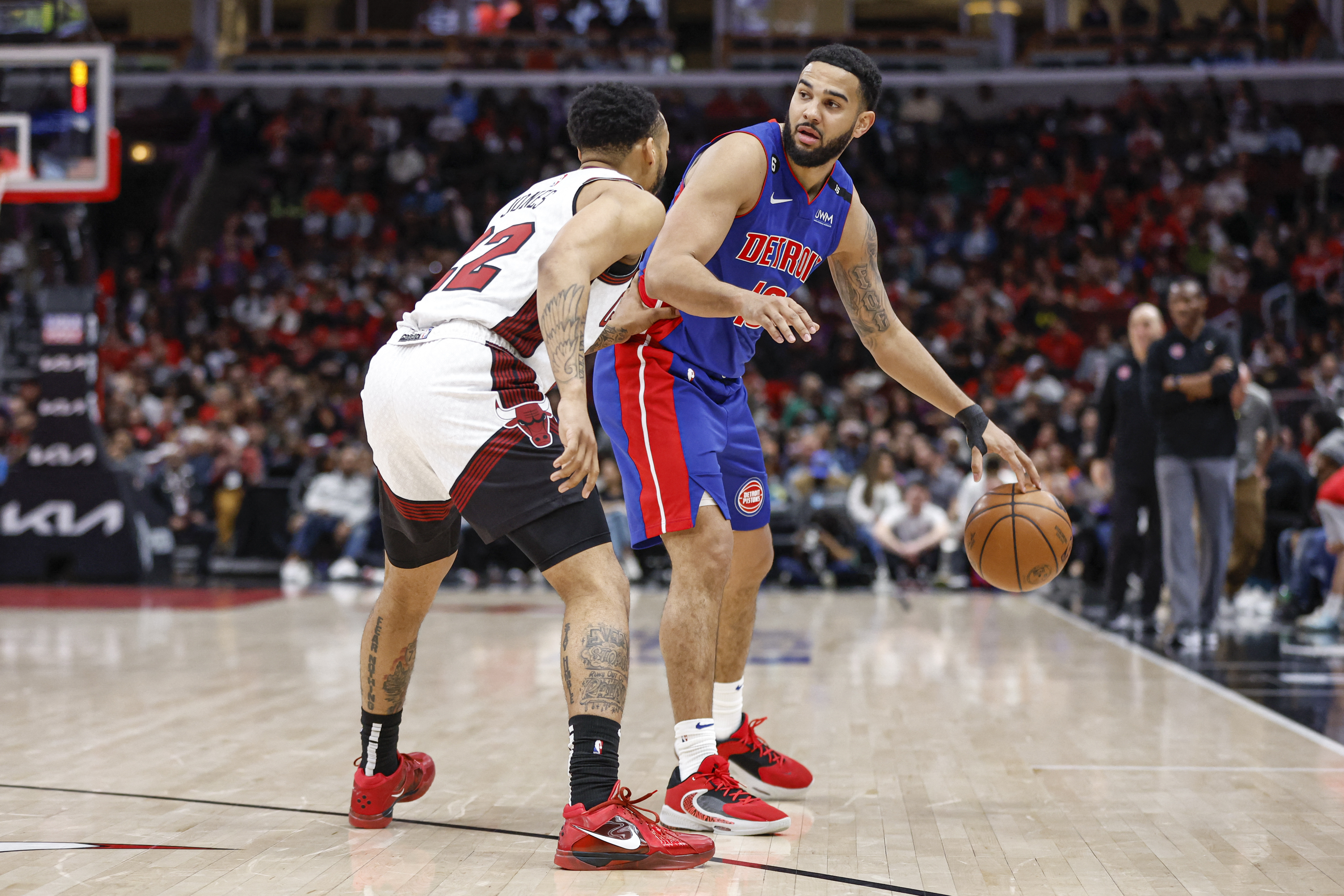 Bulls prepare for play-in game with easy win over Pistons