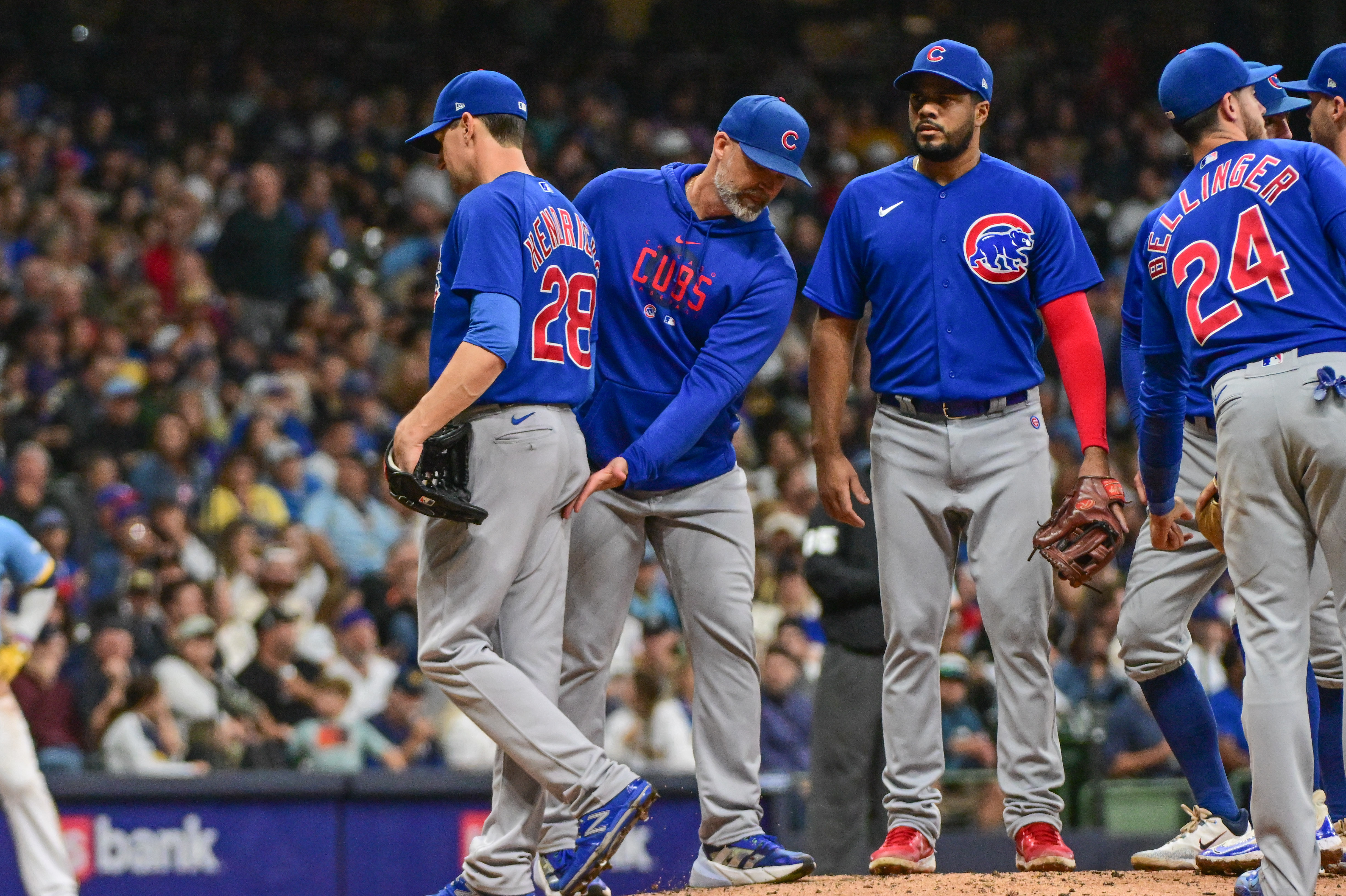 Cubs' postseason hopes take hit in 10-inning loss to Brewers, Sports