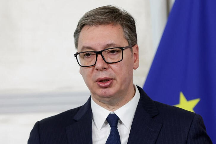 Serbia's Vucic dissolves parliament, sets snap vote for Dec 17 | Reuters