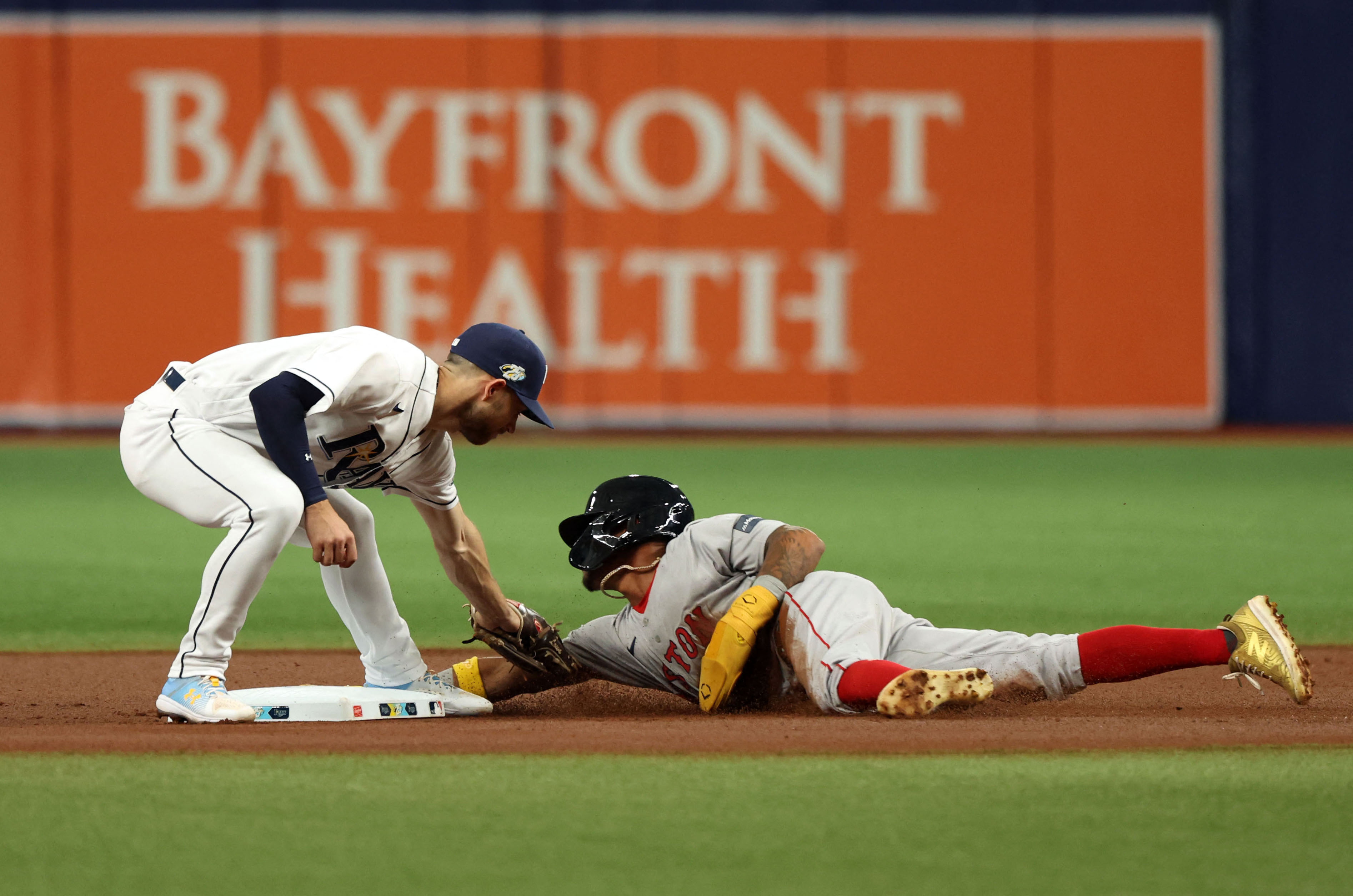 Red Sox heading to ALCS with walk-off win over Rays in Game 4