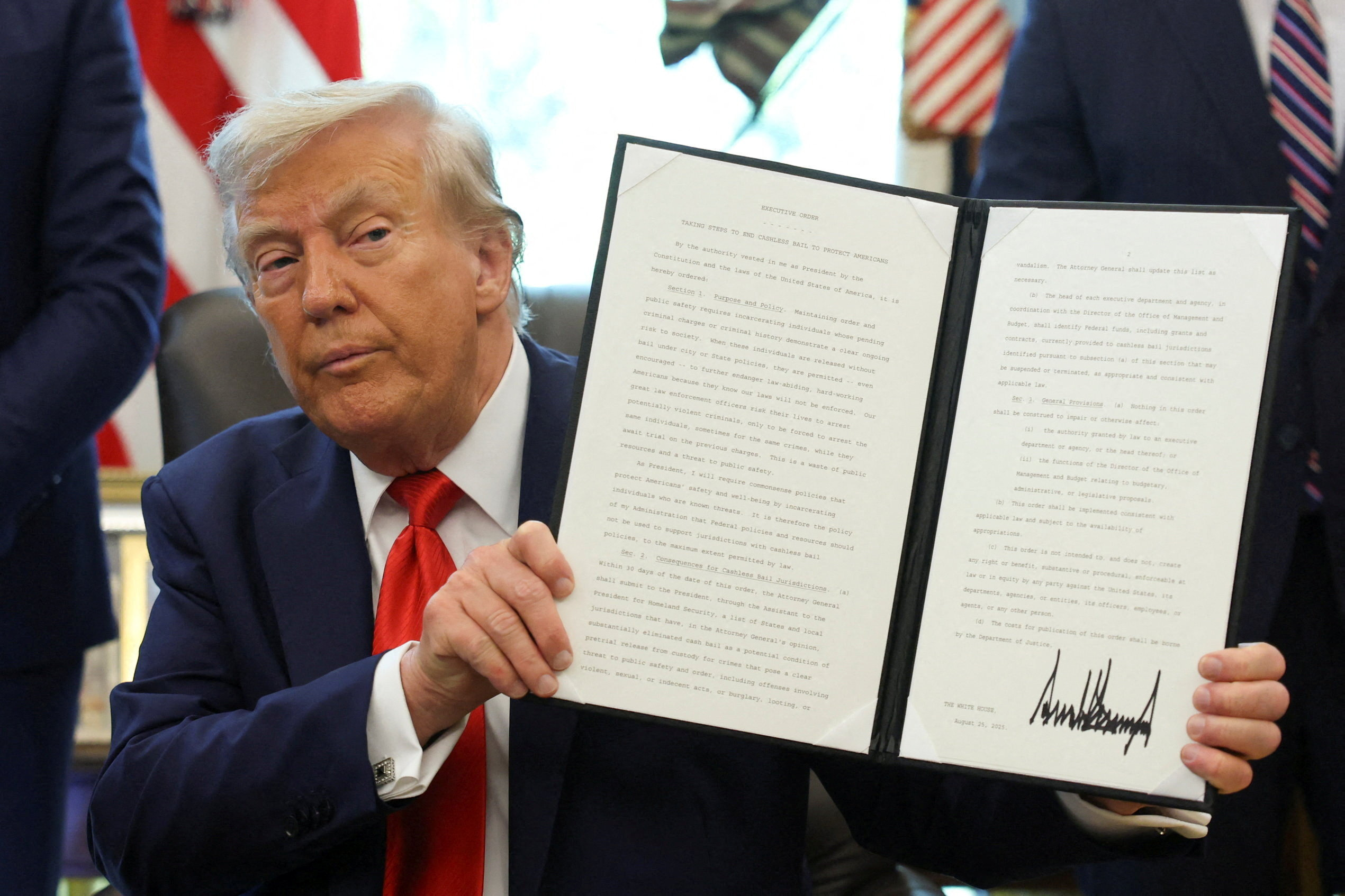 トランプ氏、保証金なしの保釈制度を制限 首都ワシントンで | ロイター