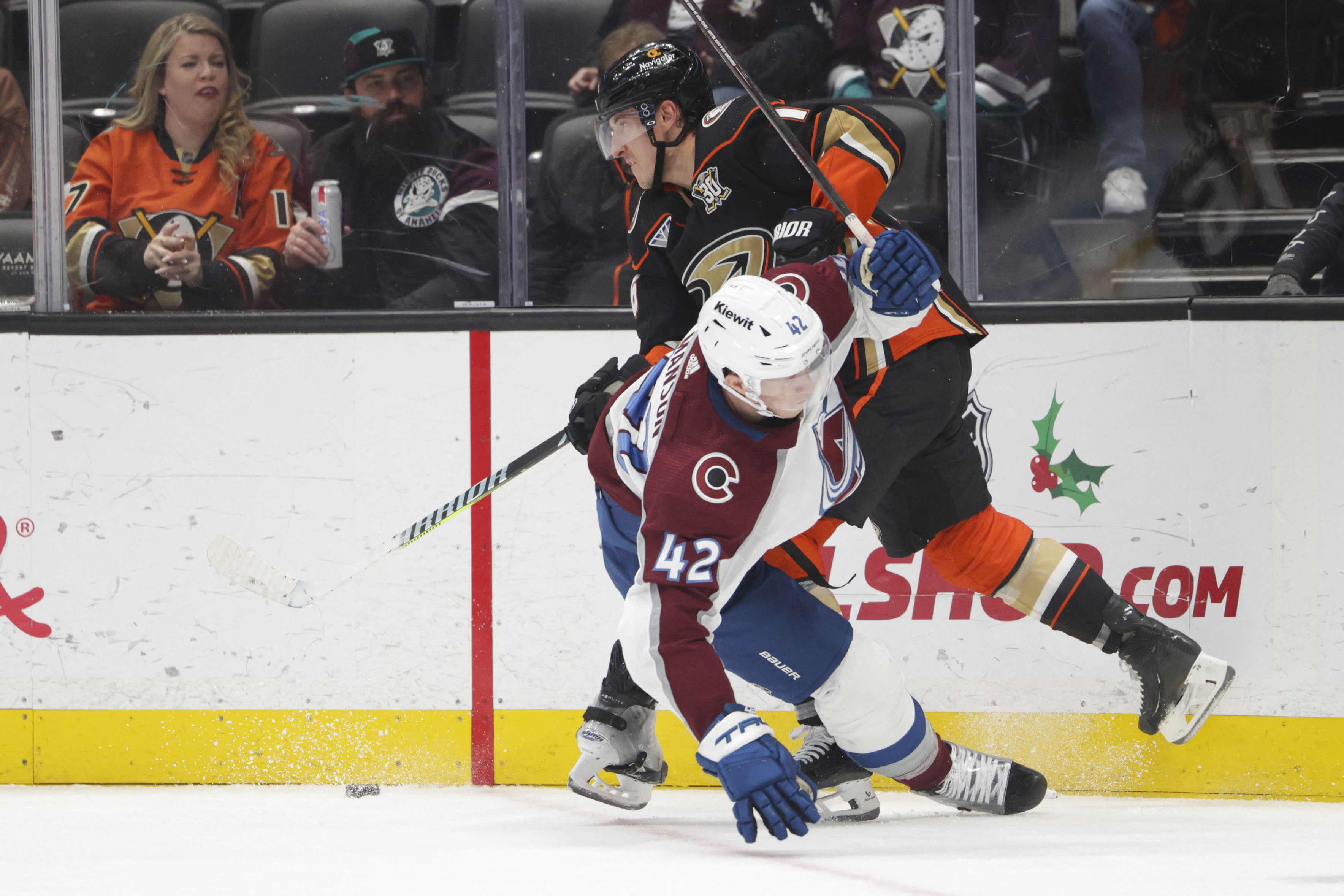 Ducks end 8-game losing streak, defeat Avalanche in shootout