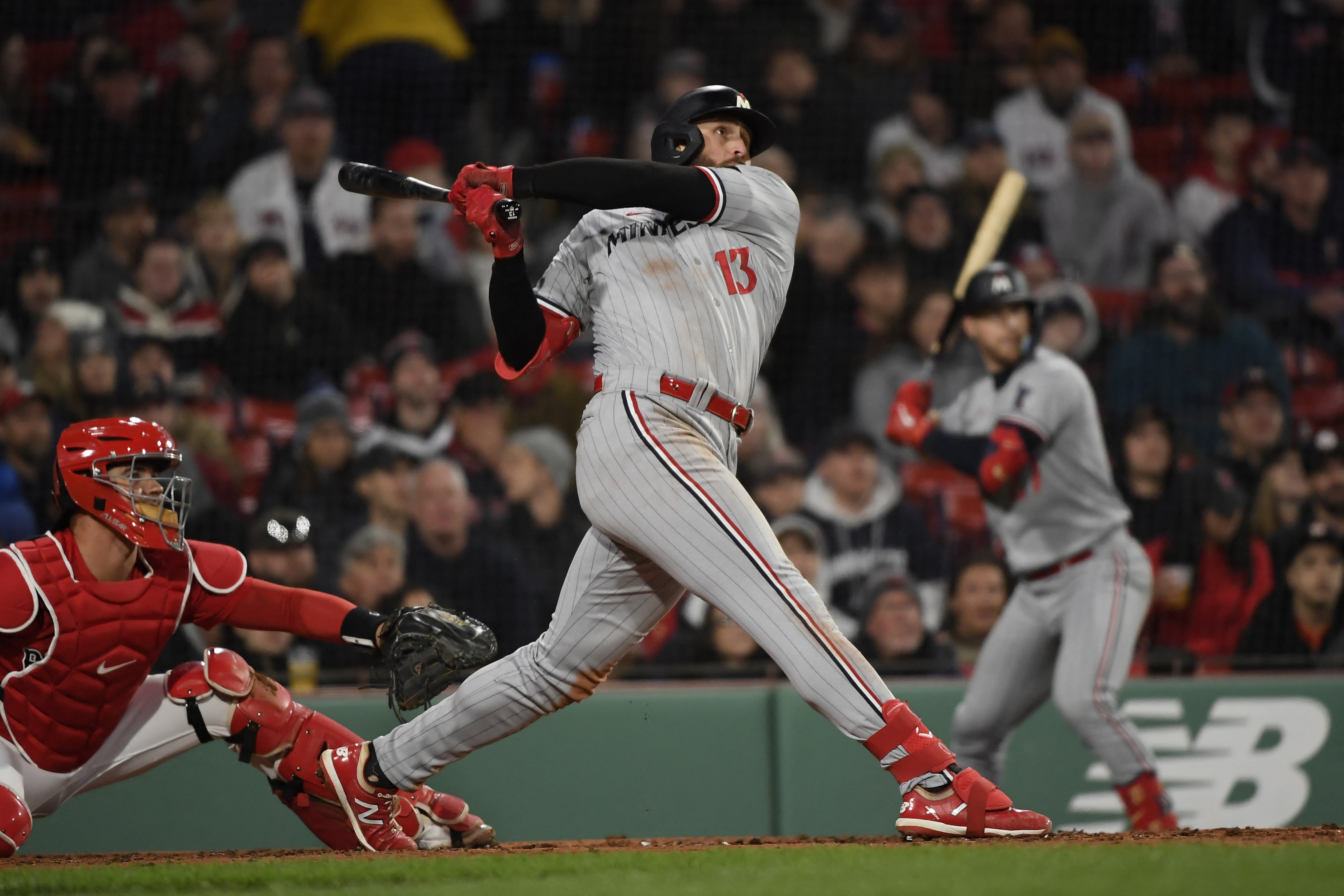 Fresh off IL, Joey Gallo leads Twins' triumph over Red Sox