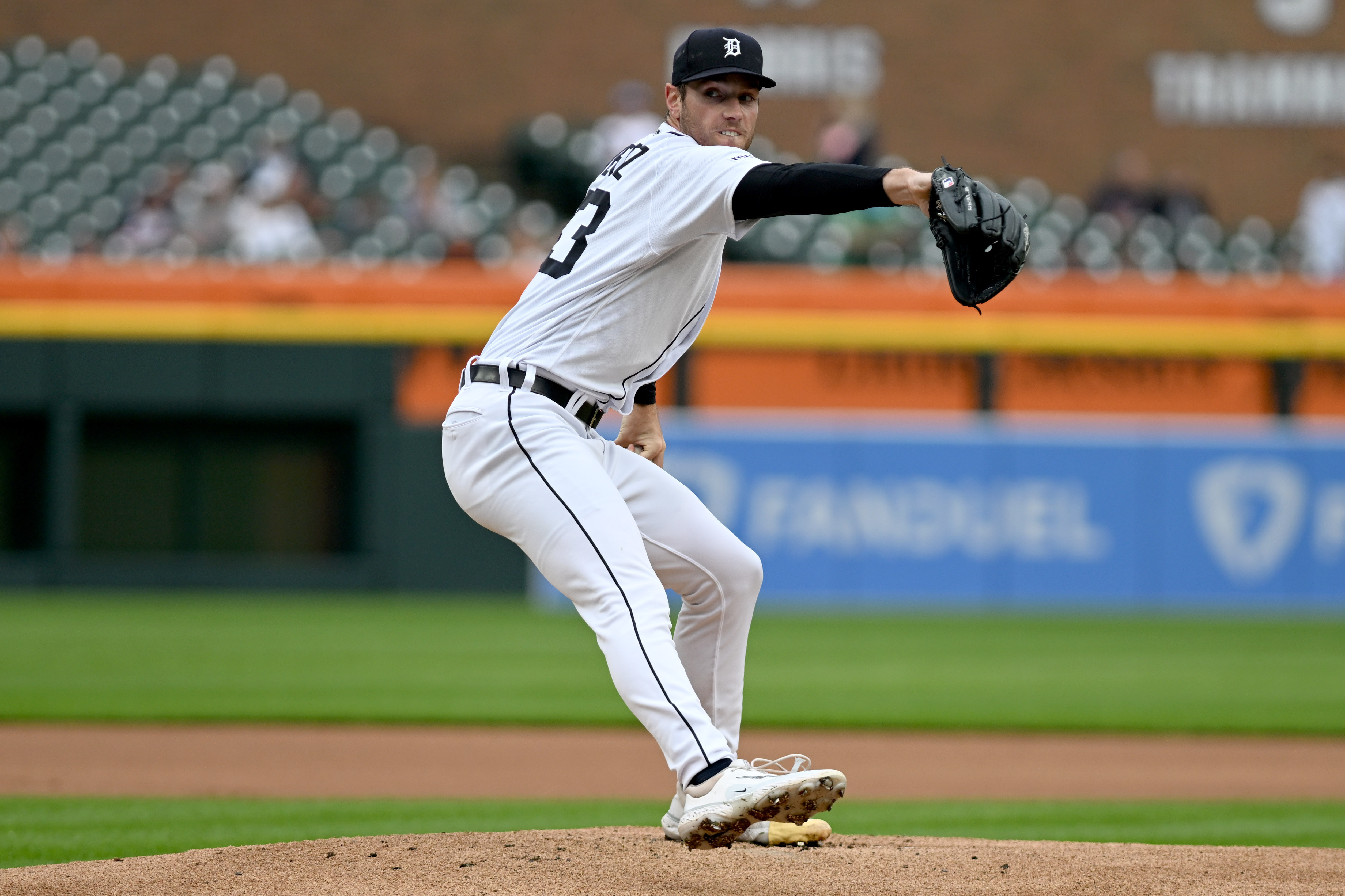 Twins' Kenta Maeda beats Tigers for first win since '21