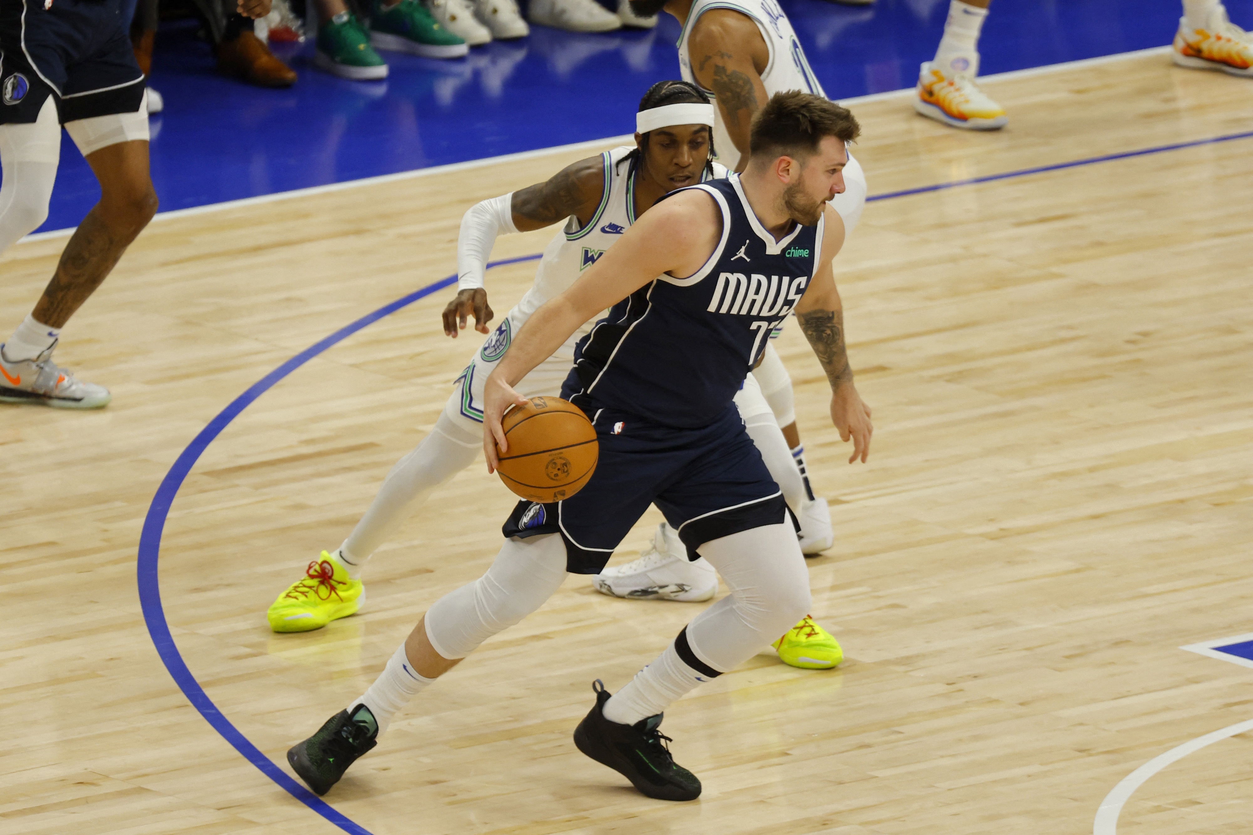 Luka Doncic Helps Mavs Take Down Wolves In Game 1 Reuters 7037