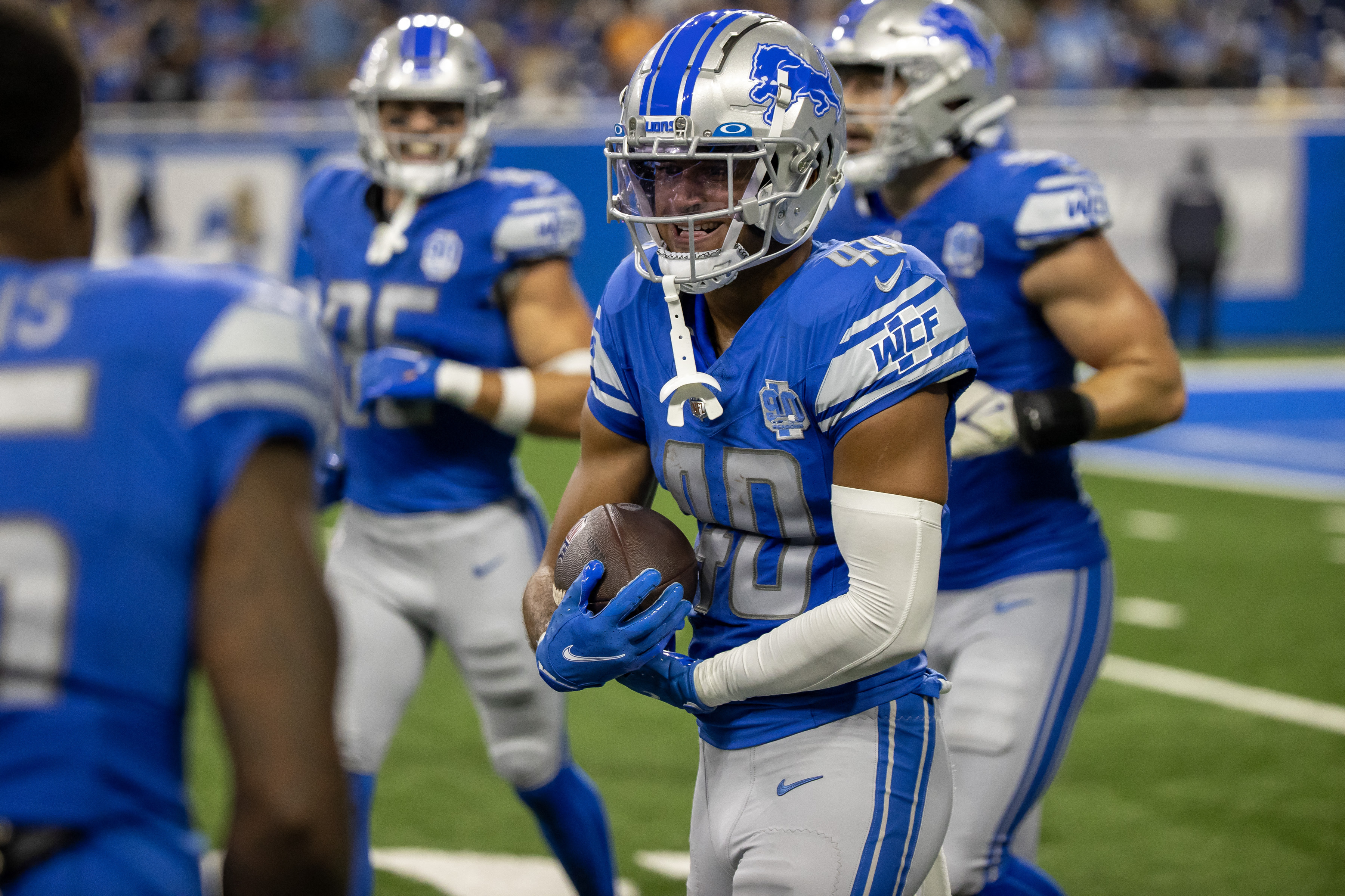 Lions push past Giants in preseason opener on late QB sneak