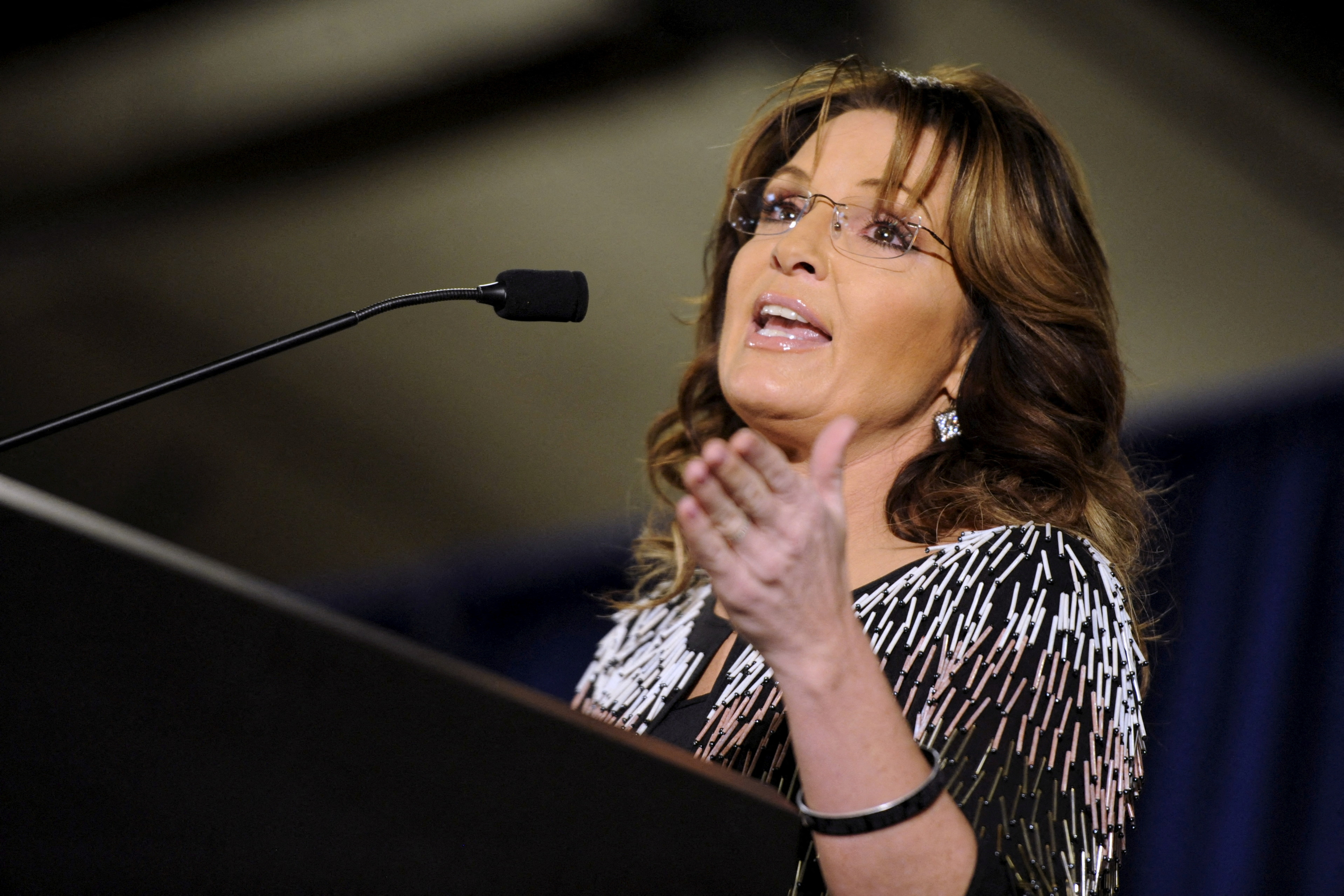 Pucker Up: COVID Positive Sarah Palin Reportedly Dating NY Rangers