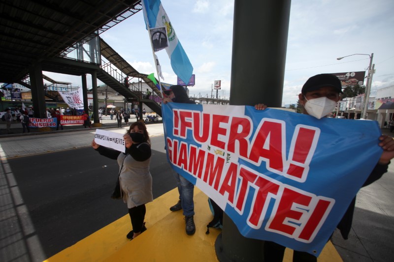 Protesters block roads across Guatemala, urging president to step down