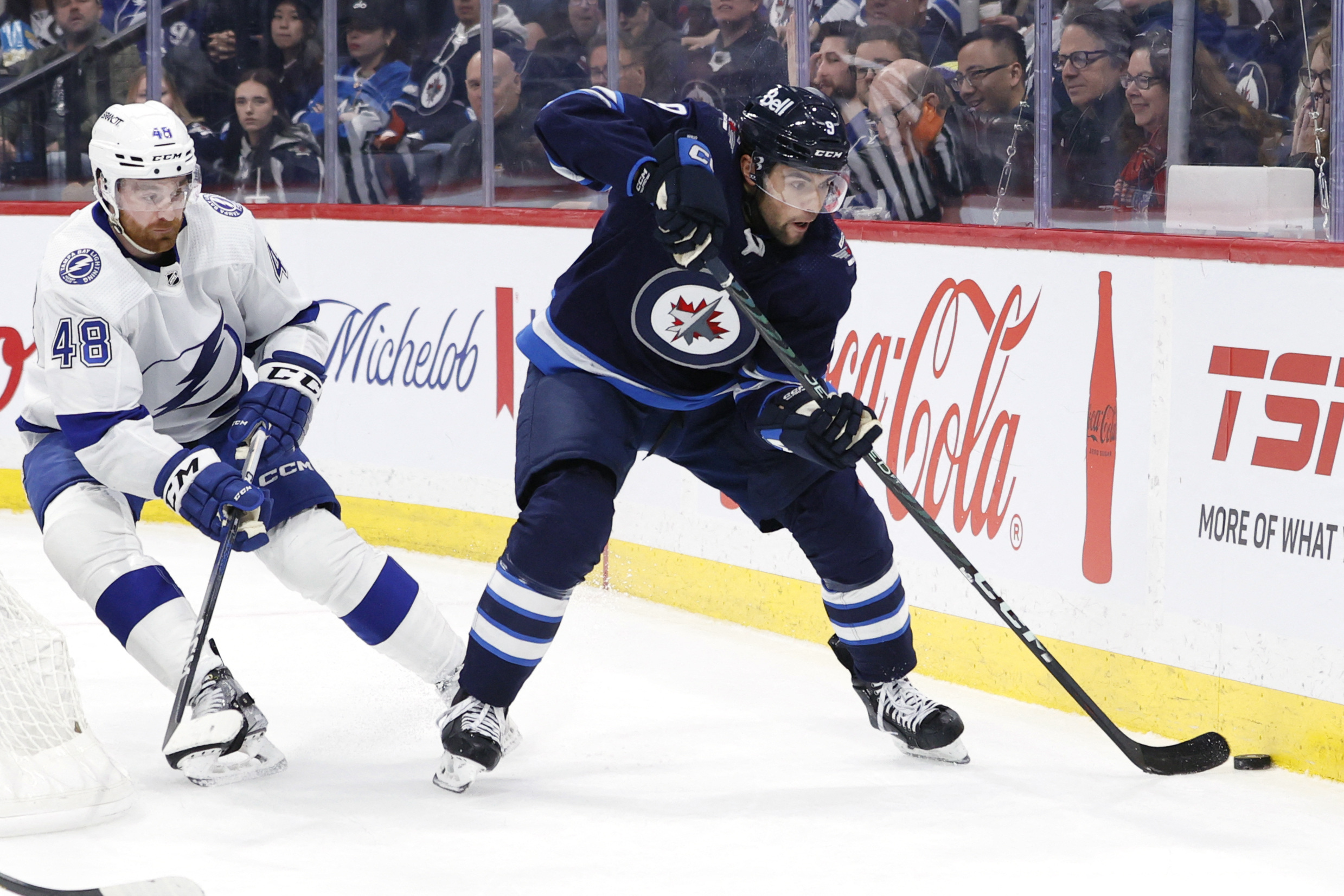 Red-hot Jets take down another East foe as Lightning fall | Reuters