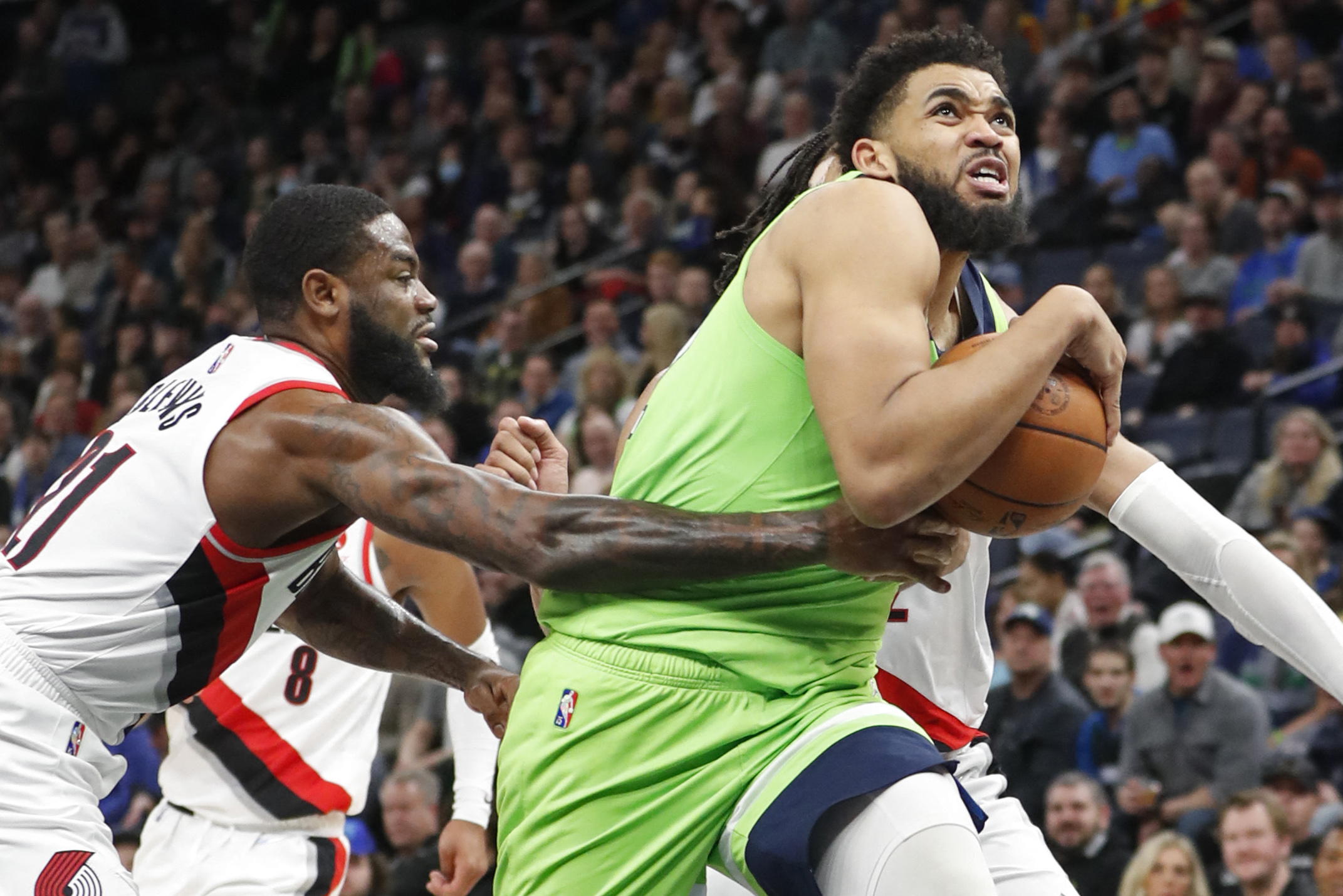 NBA roundup: LeBron James scores season-high 56 in Lakers' win | Reuters