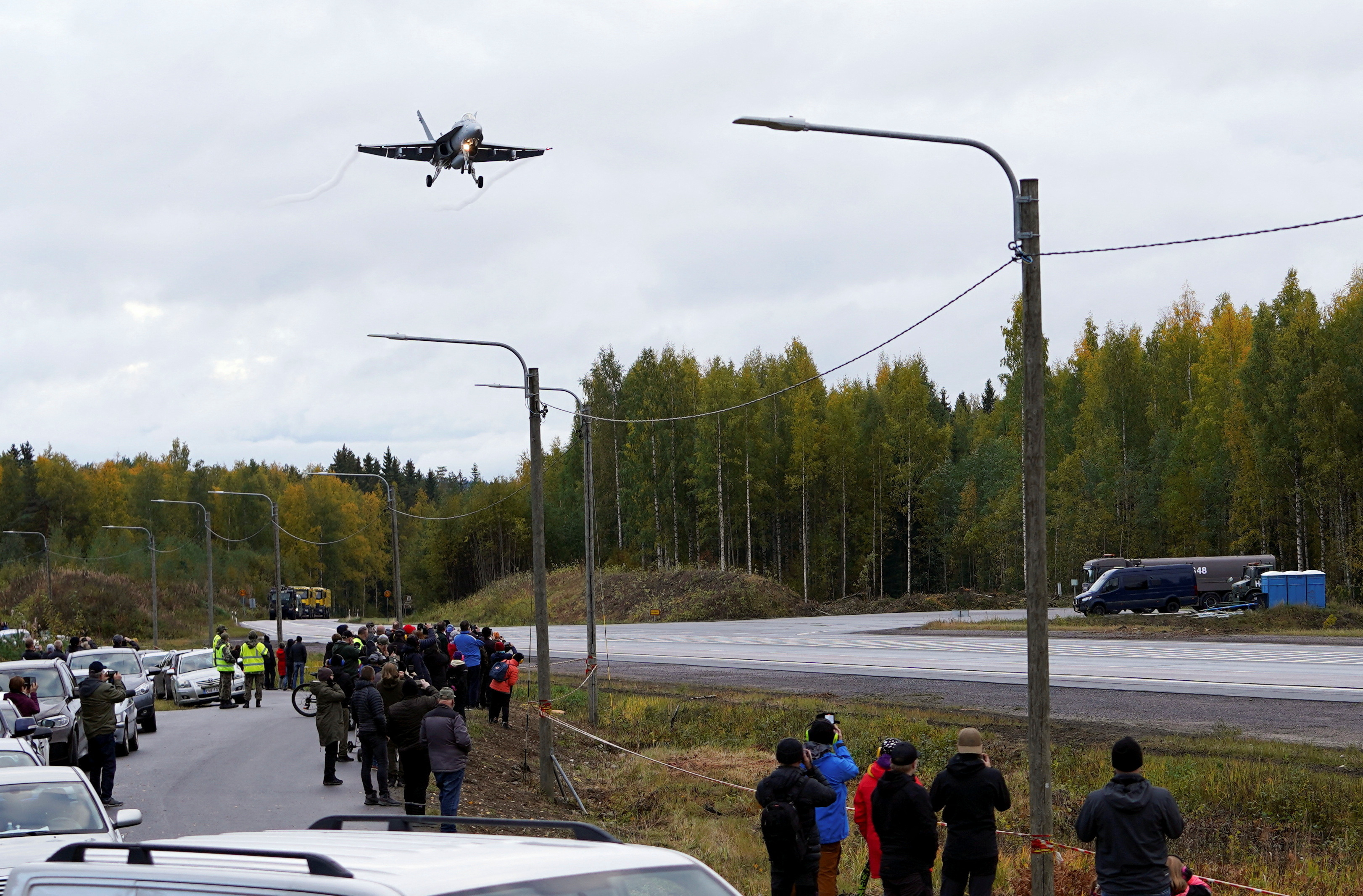 Finland conducts yearly air exercise, lands fighter jets on highway