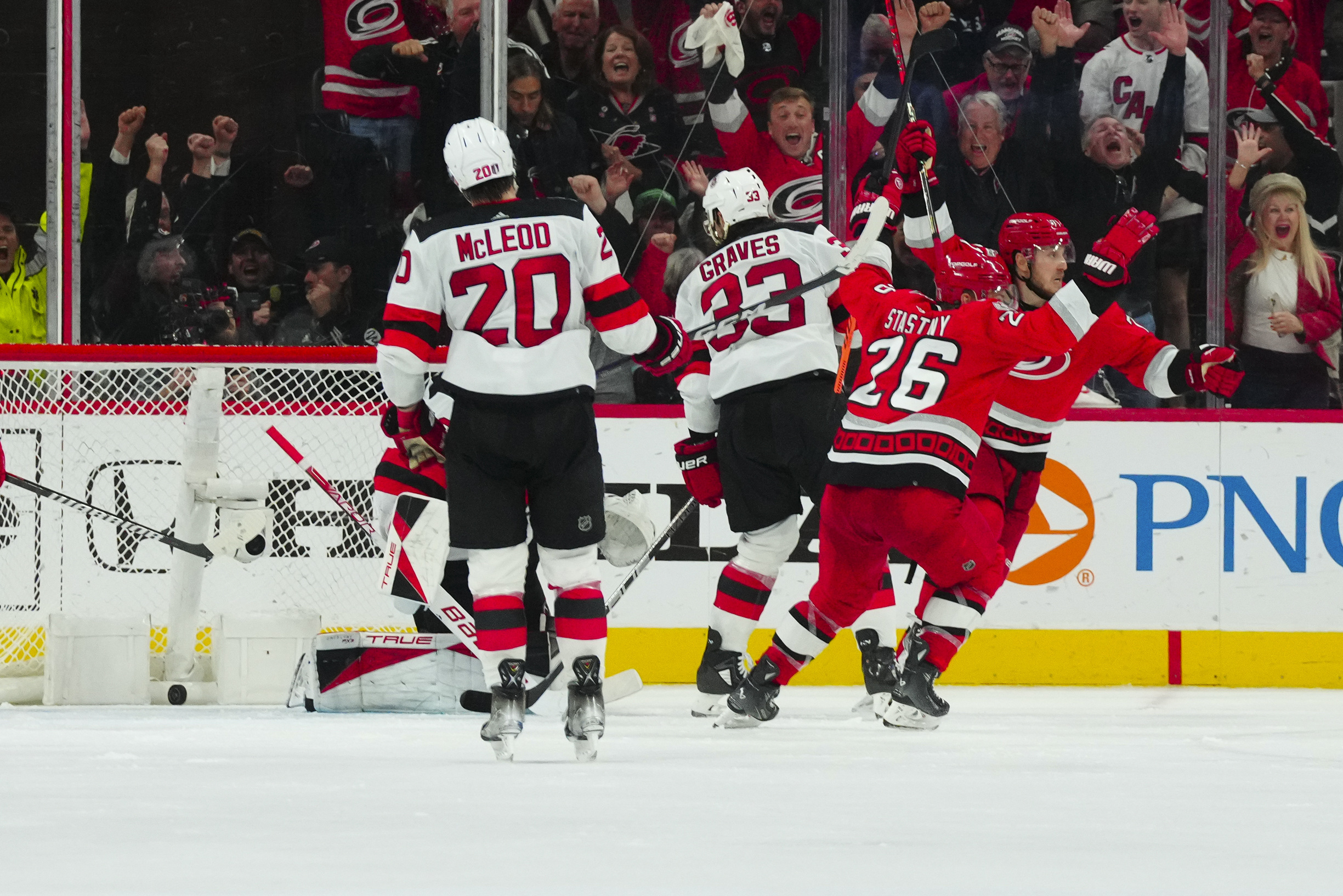 New Jersey Devils Timo Meier GIF - New jersey devils Timo meier Devils -  Discover & Share GIFs