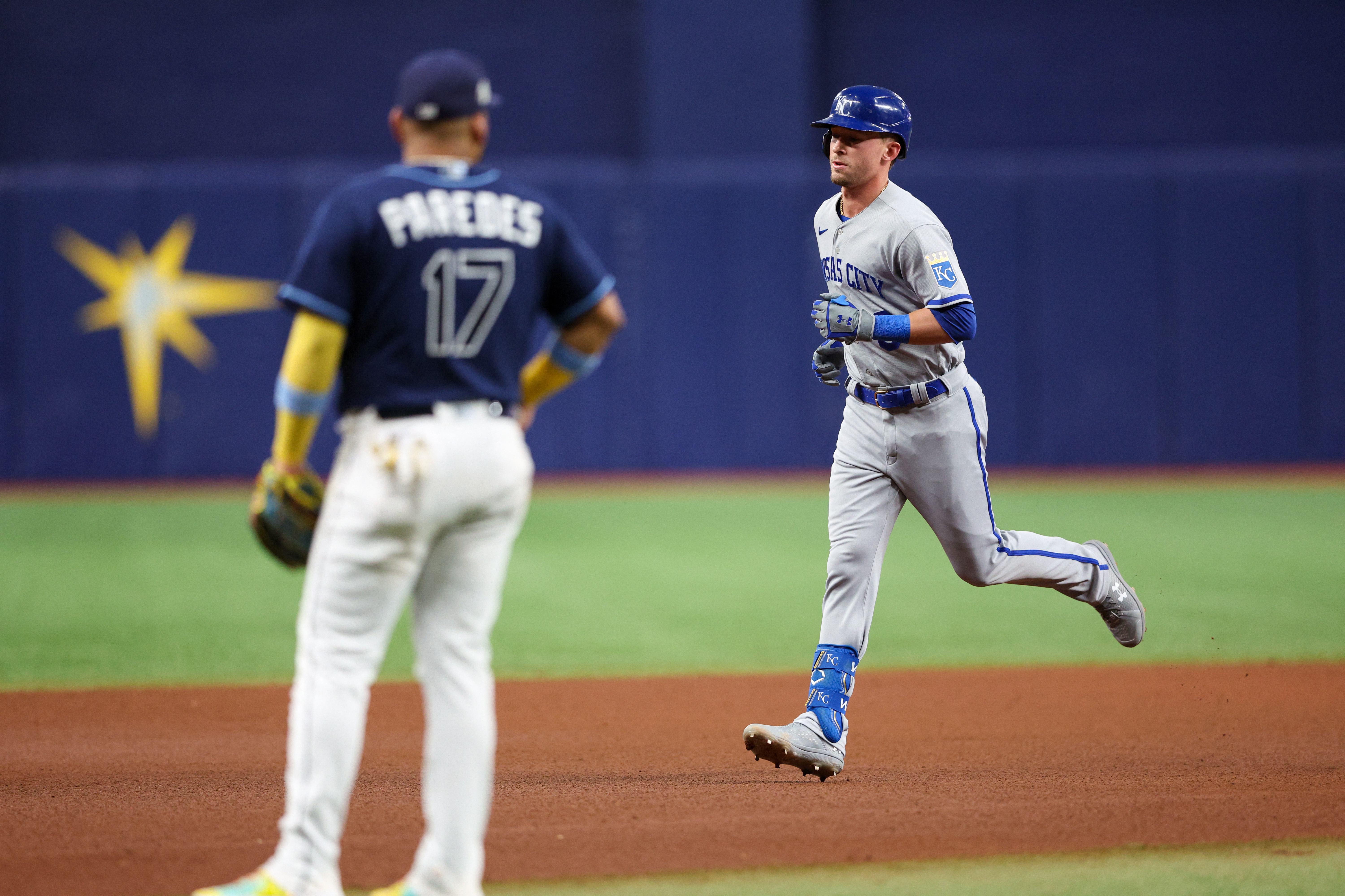 Royals eke out win over Rays with run in ninth