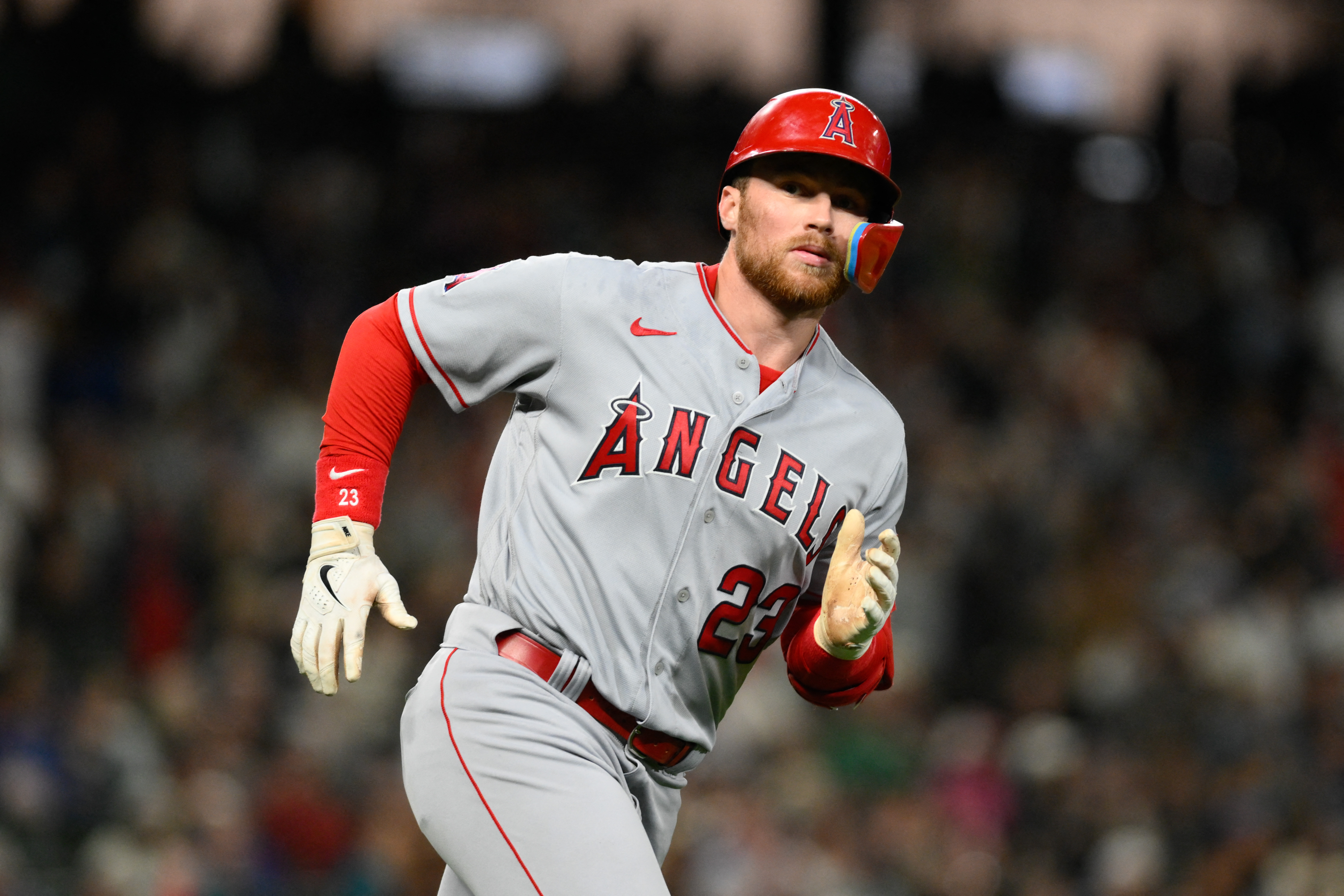 Mariners' playoff push comes up short in loss to Angels; Kyle