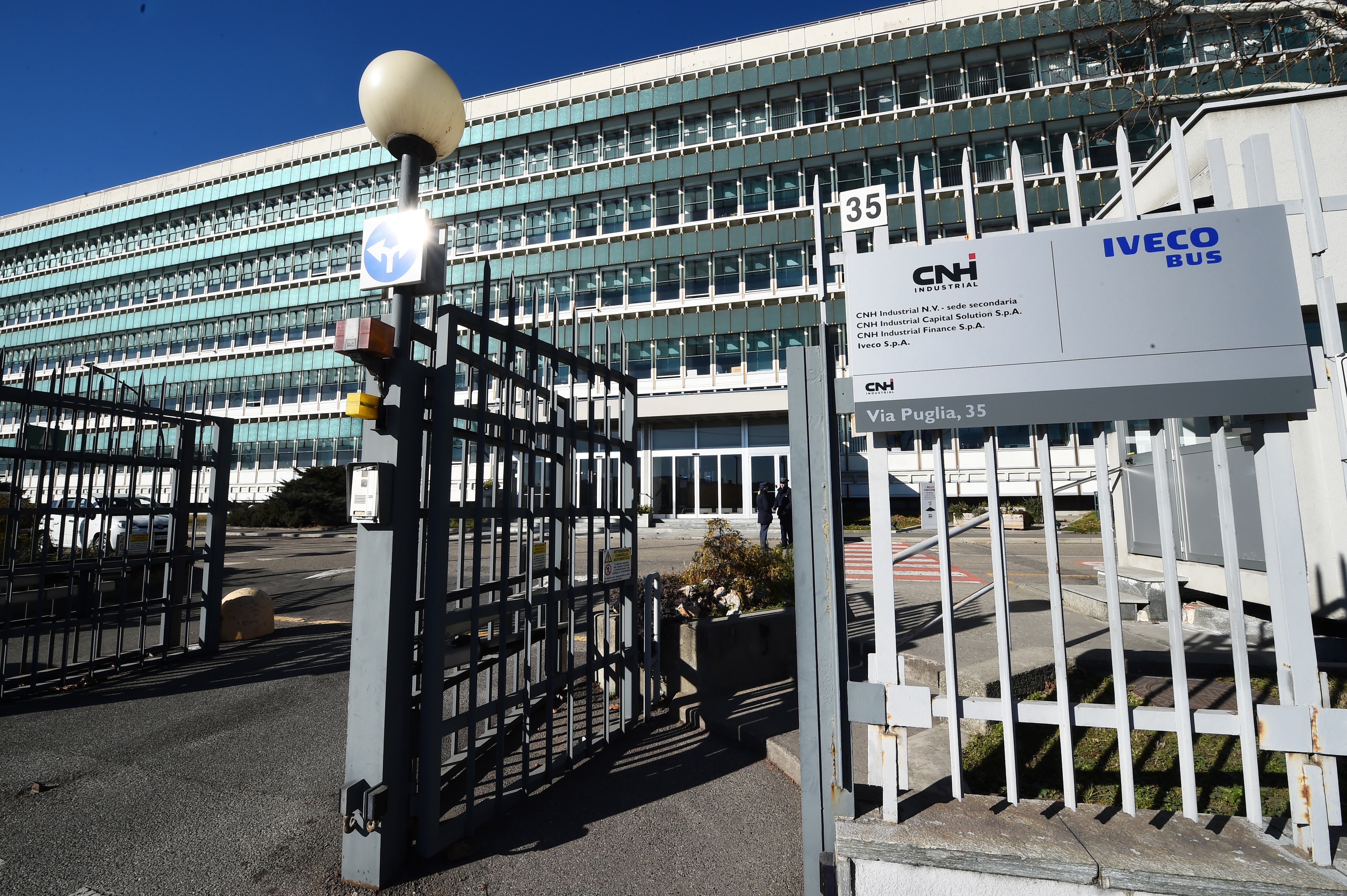 The truck and tractor maker CNH Industrial NV releases Q4 and FY results
