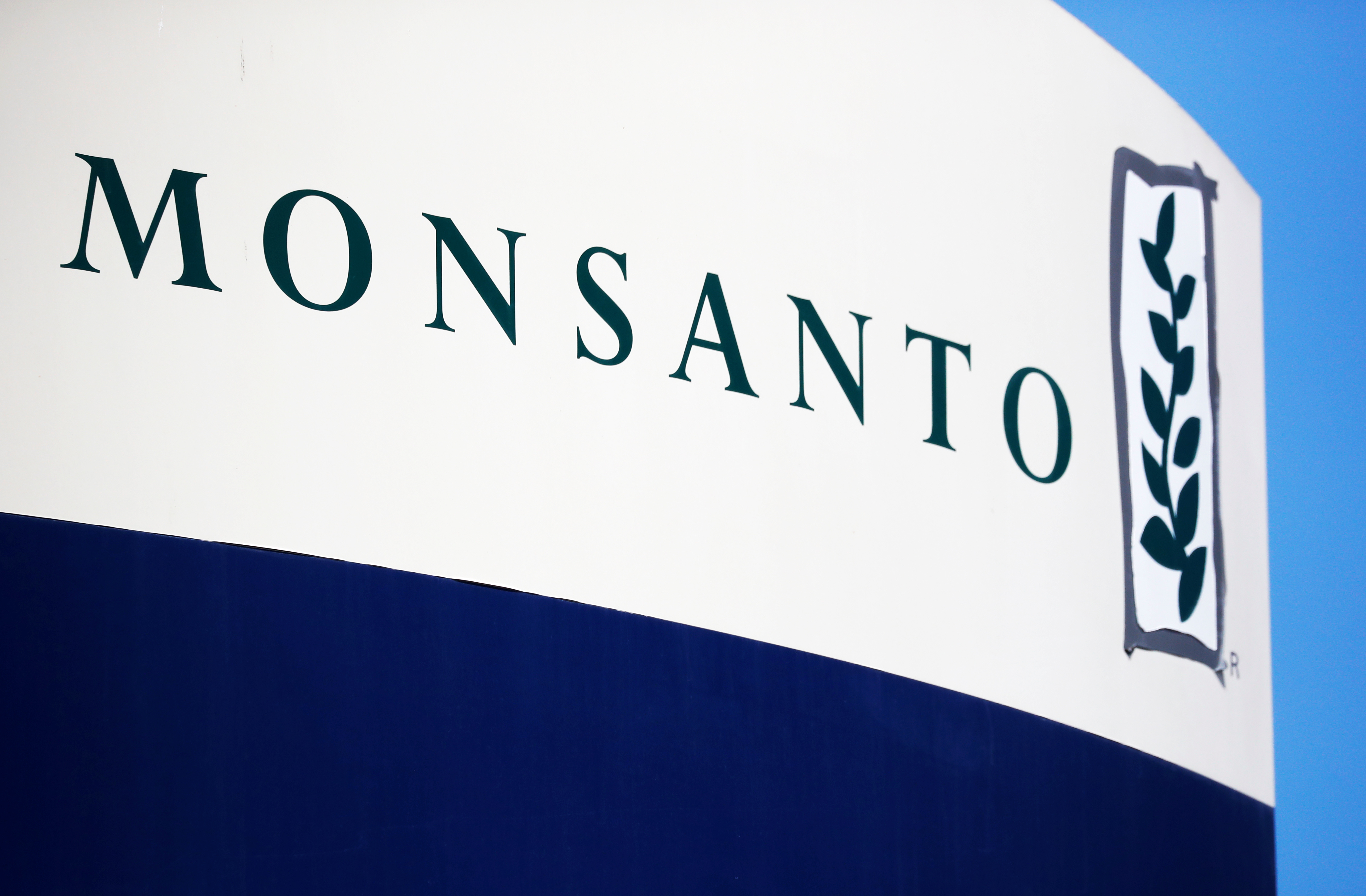 Bayer's Monsanto wins reversal of $185 million PCBs verdict in Washington  court | Reuters, image size:4511x2959
