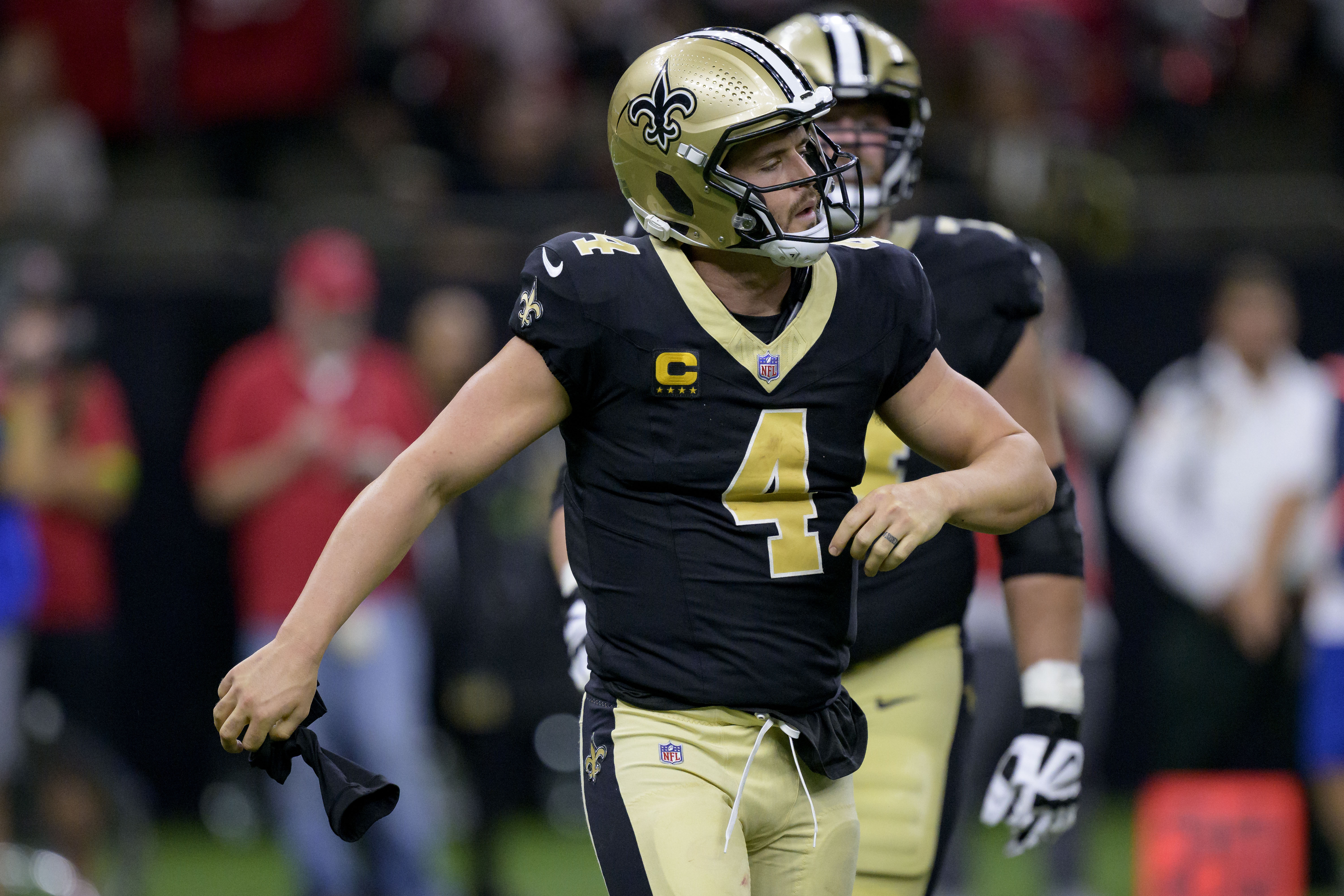 Bucs' Baker Mayfield throws 3 touchdown passes in win over Saints