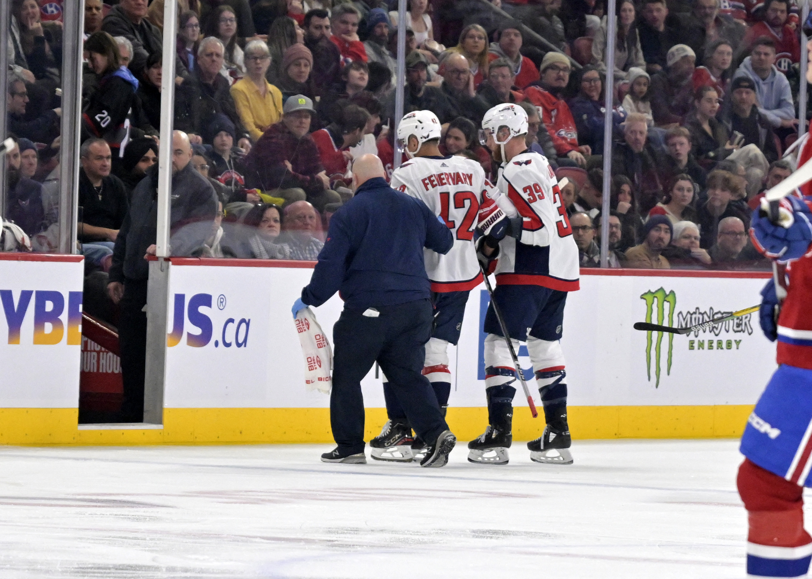 Aliaksei Protas scores clutch goal, Capitals edge Canadiens | Reuters