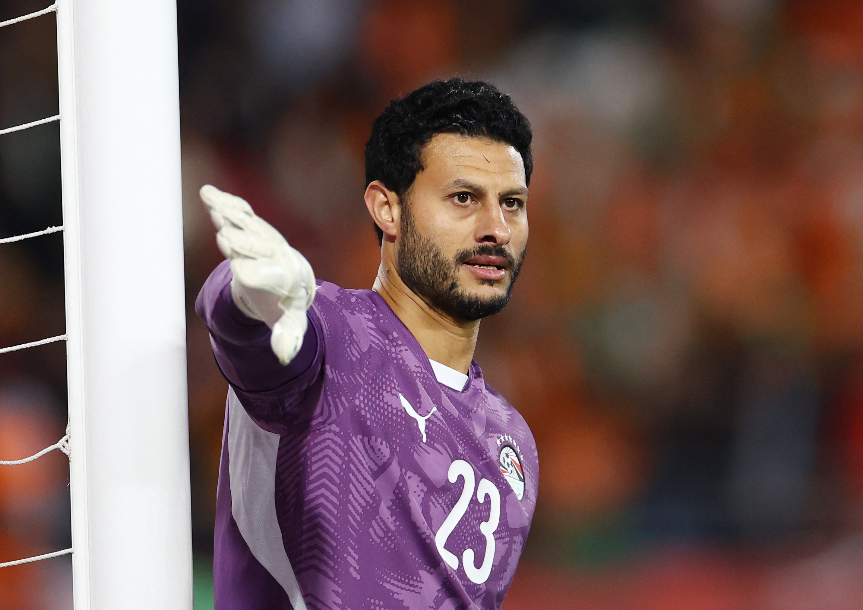 جماهير الأهلي تحتفي بالشناوي بعد خماسية بترول أسيوط