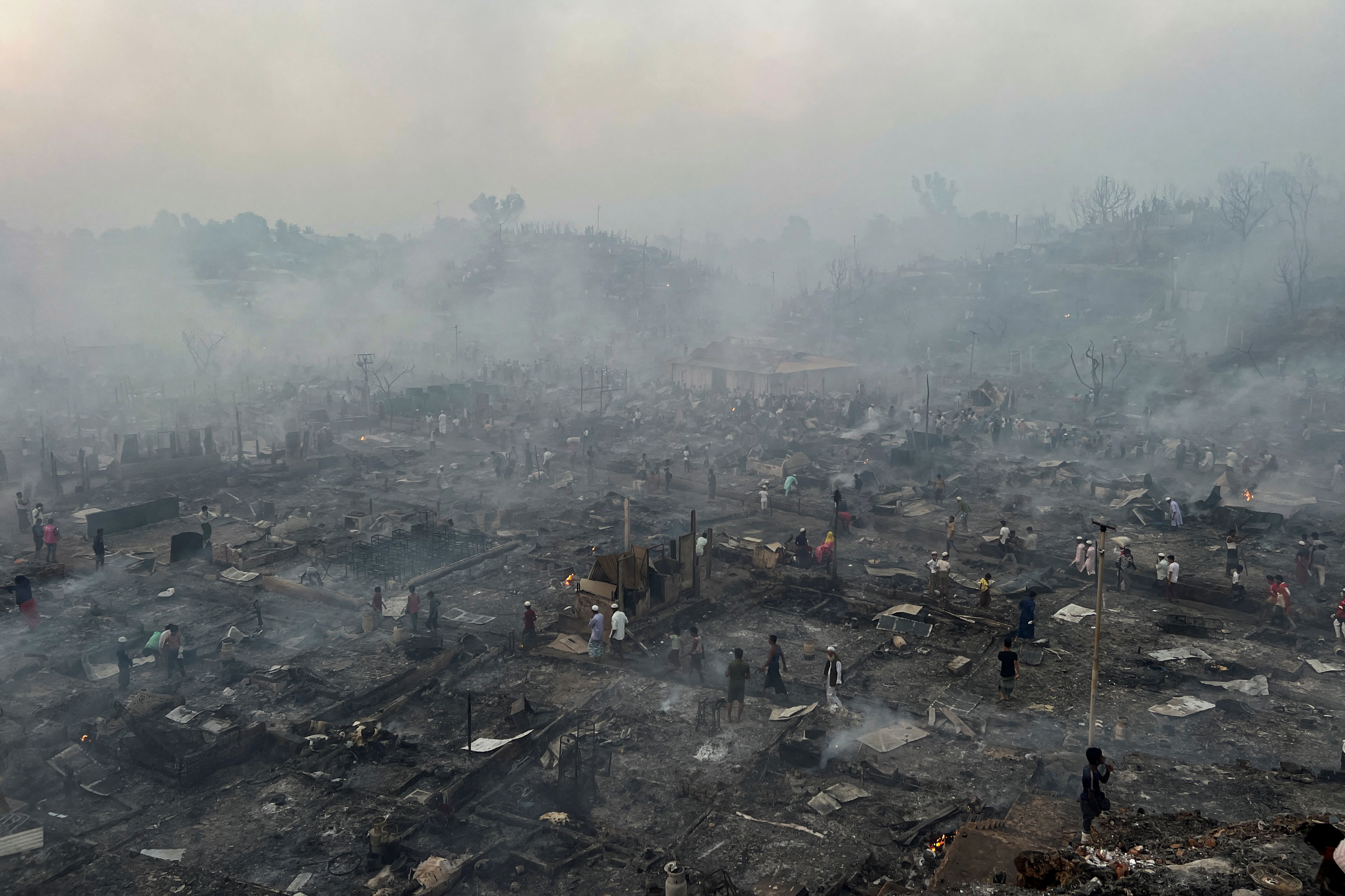 Fire destroys homes Cox Bazars refugee camp in Bangladesh Reuters picture