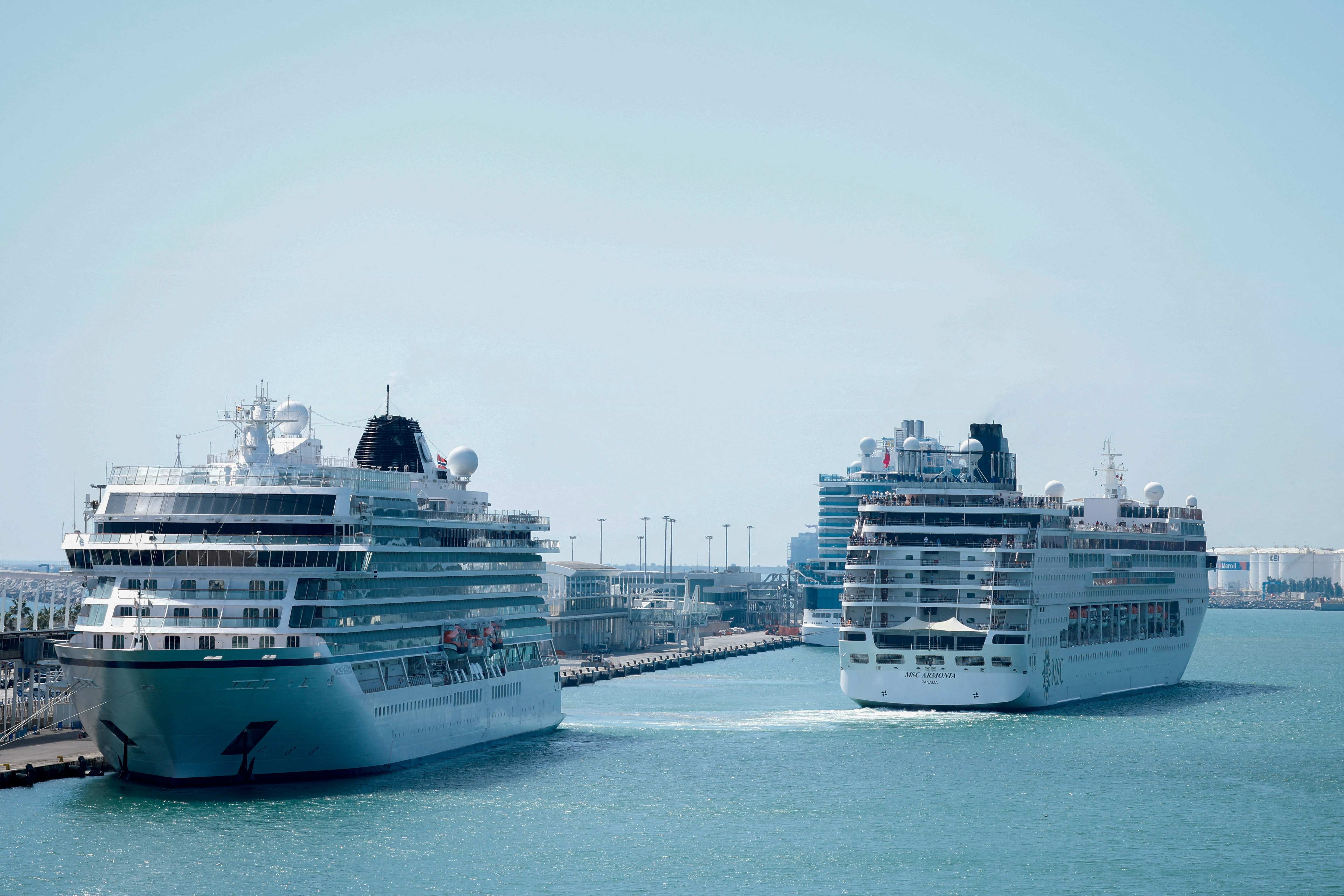 MSC Armonia cruise ship leaves Barcelona's Port