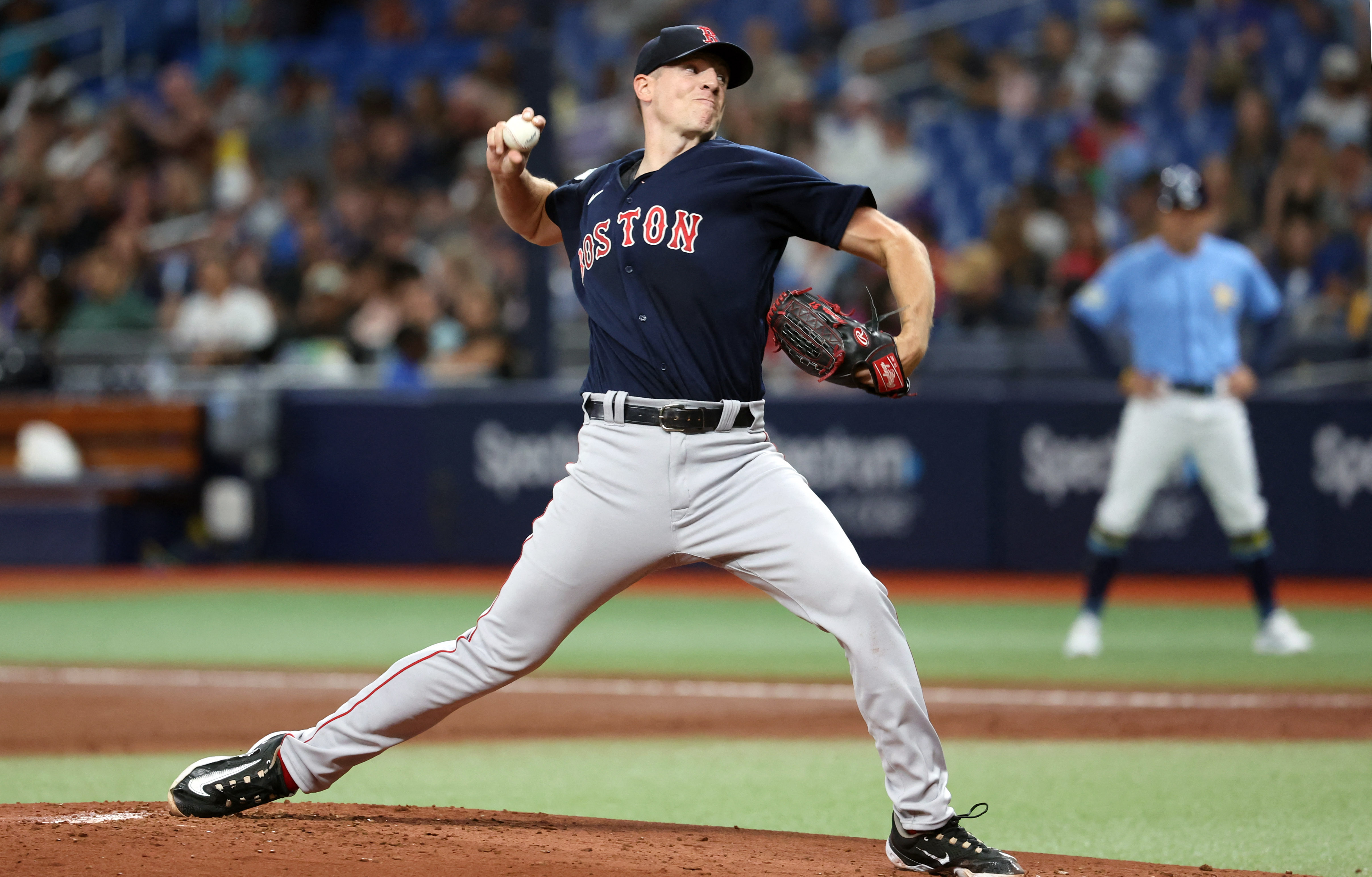 Rays remain unbeaten on Brandon Lowe's HR against Red Sox