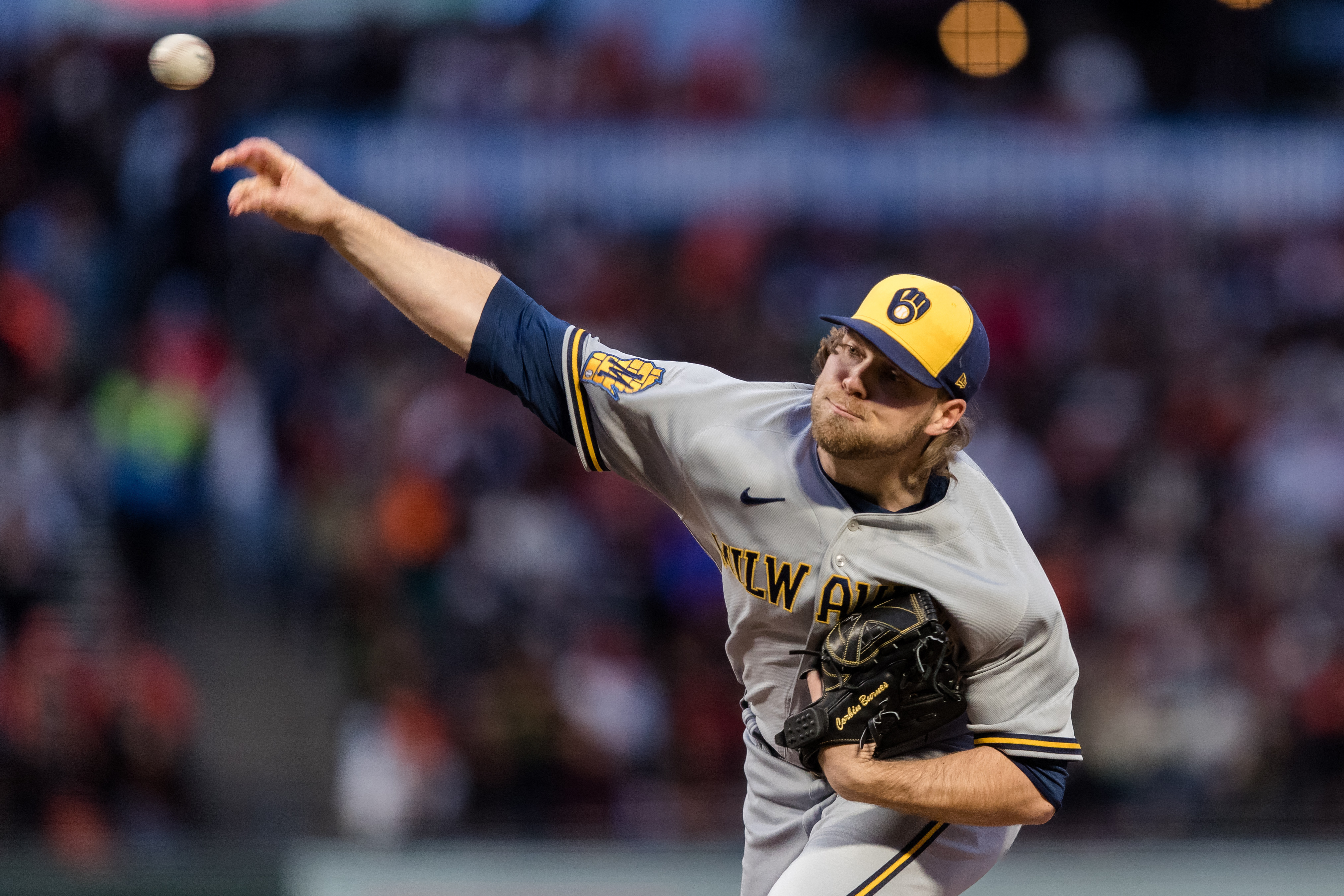 Joc Pederson tags Corbin Burnes again as Giants edge Brewers