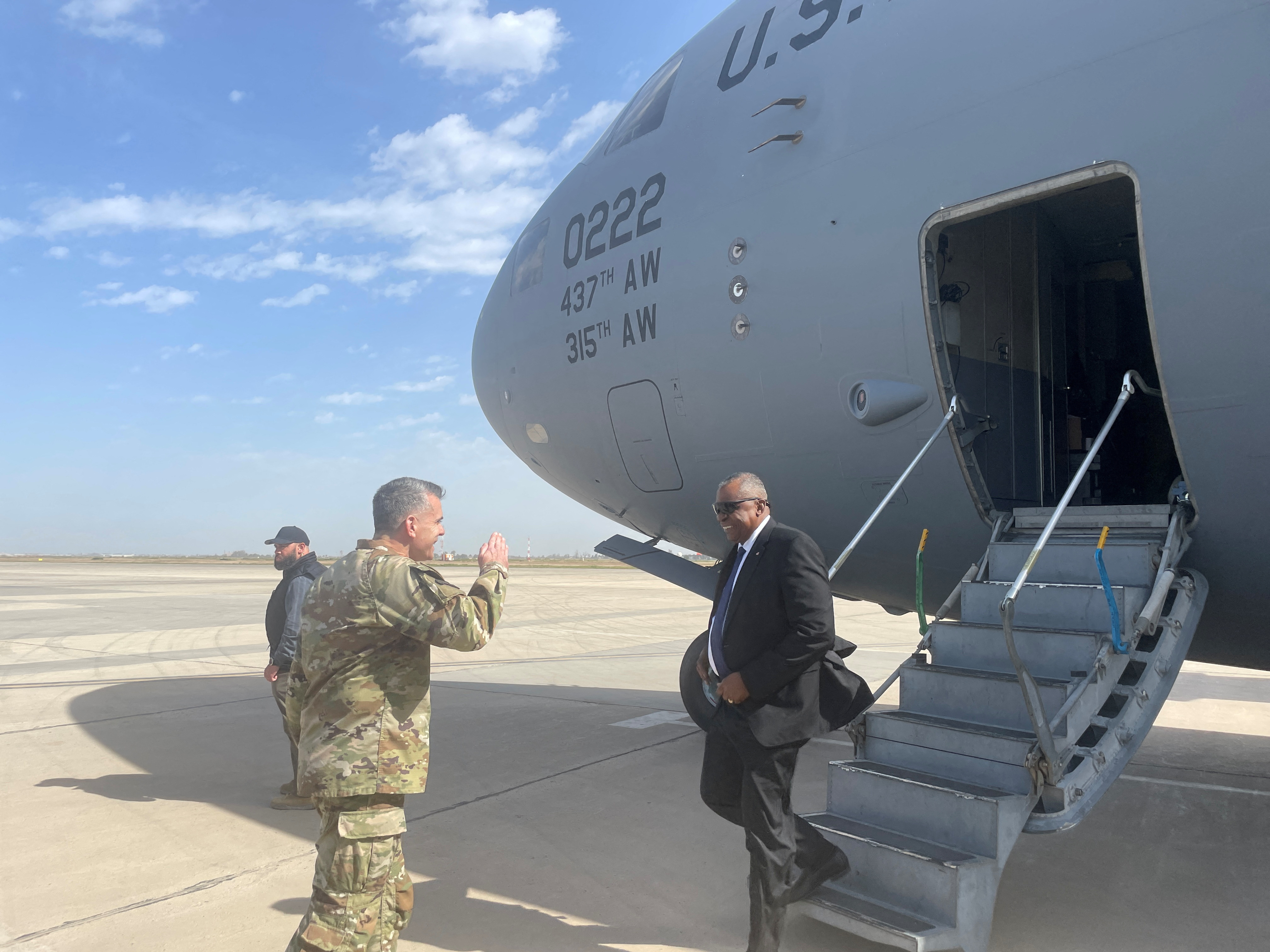 Pentagon chief, in unannounced visit to Iraq, pledges continued U.S. troop presence