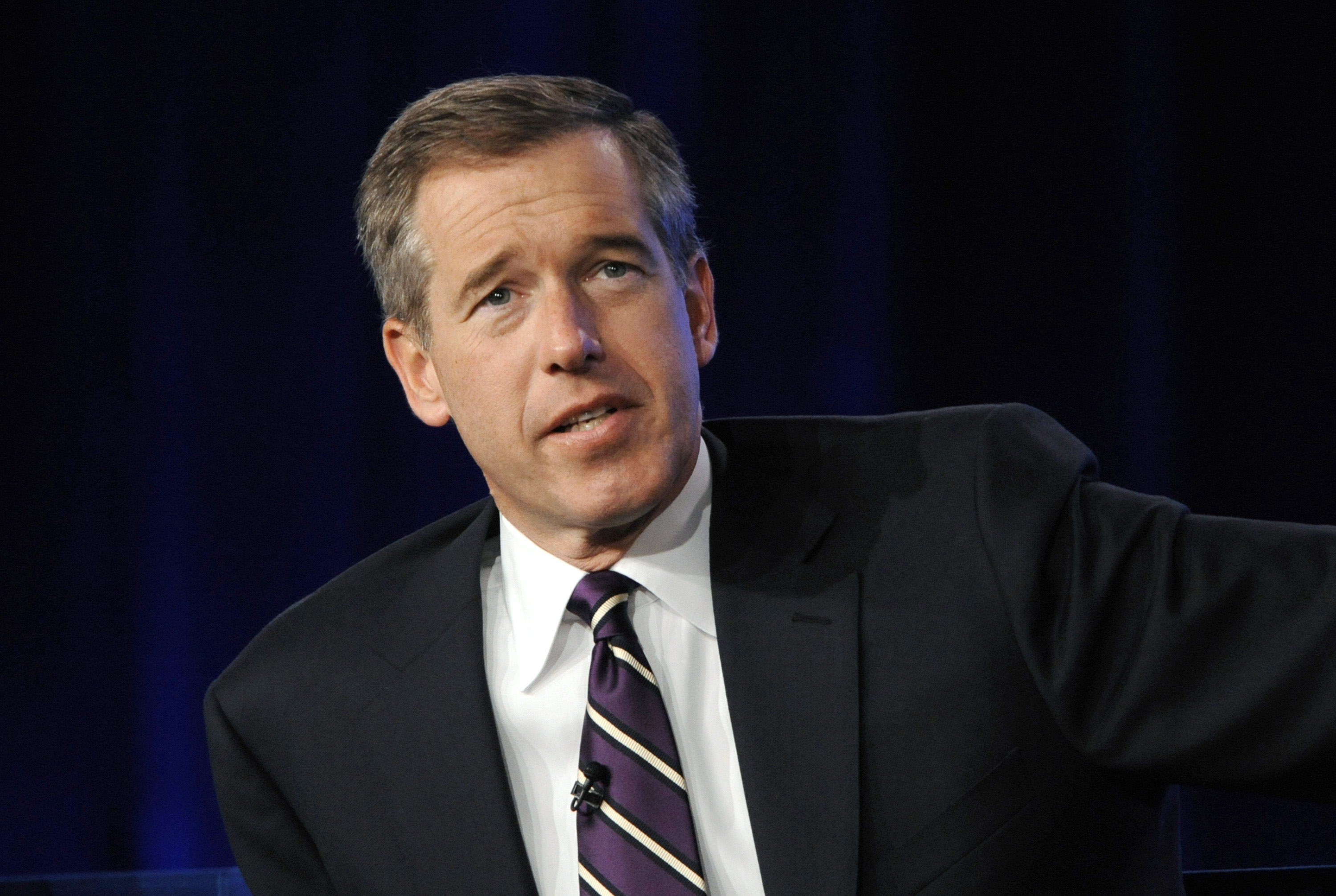 Anchor Brian Williams to leave NBC News after 28 years memo Reuters