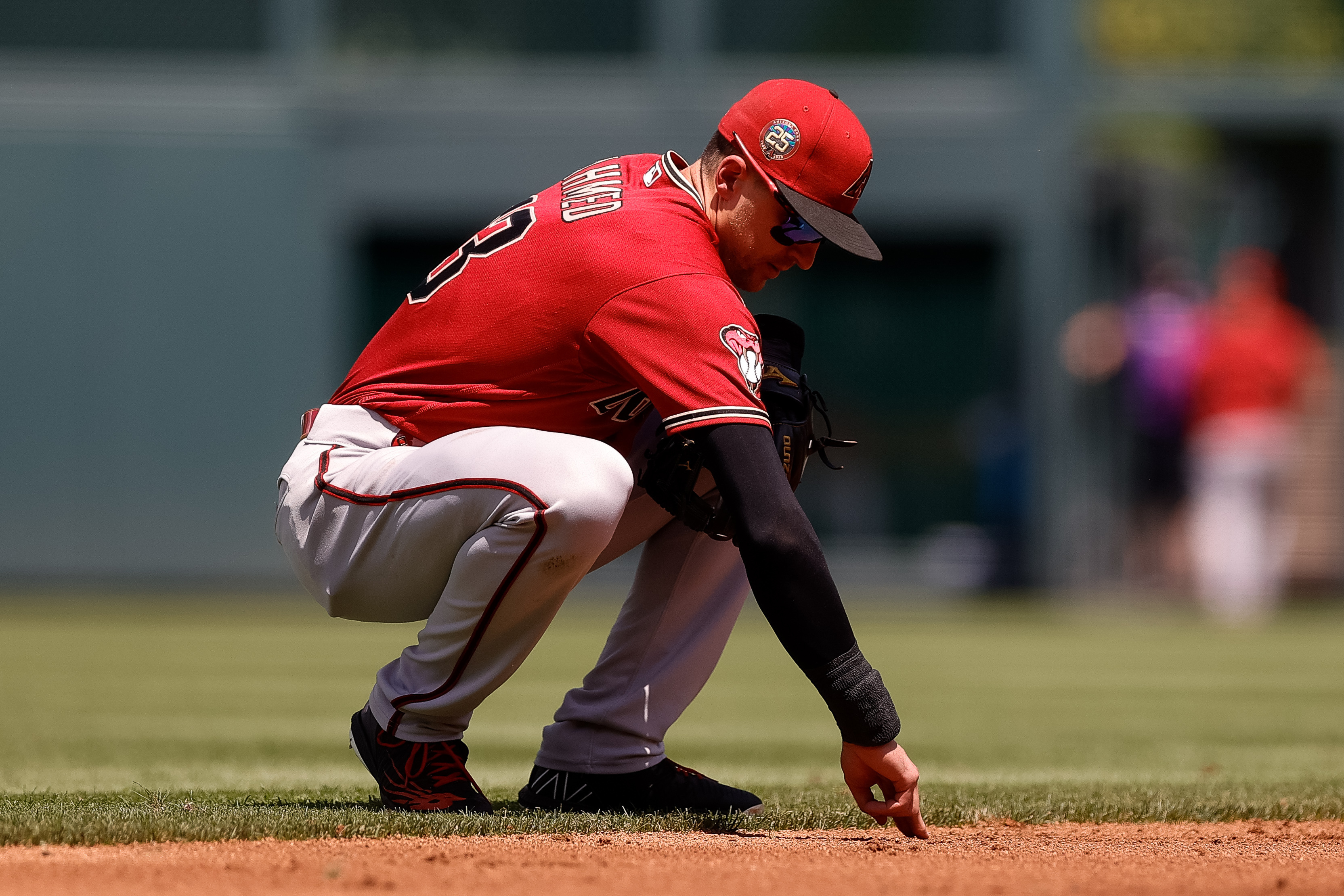 D-backs rally past Rockies behind Christian Walker