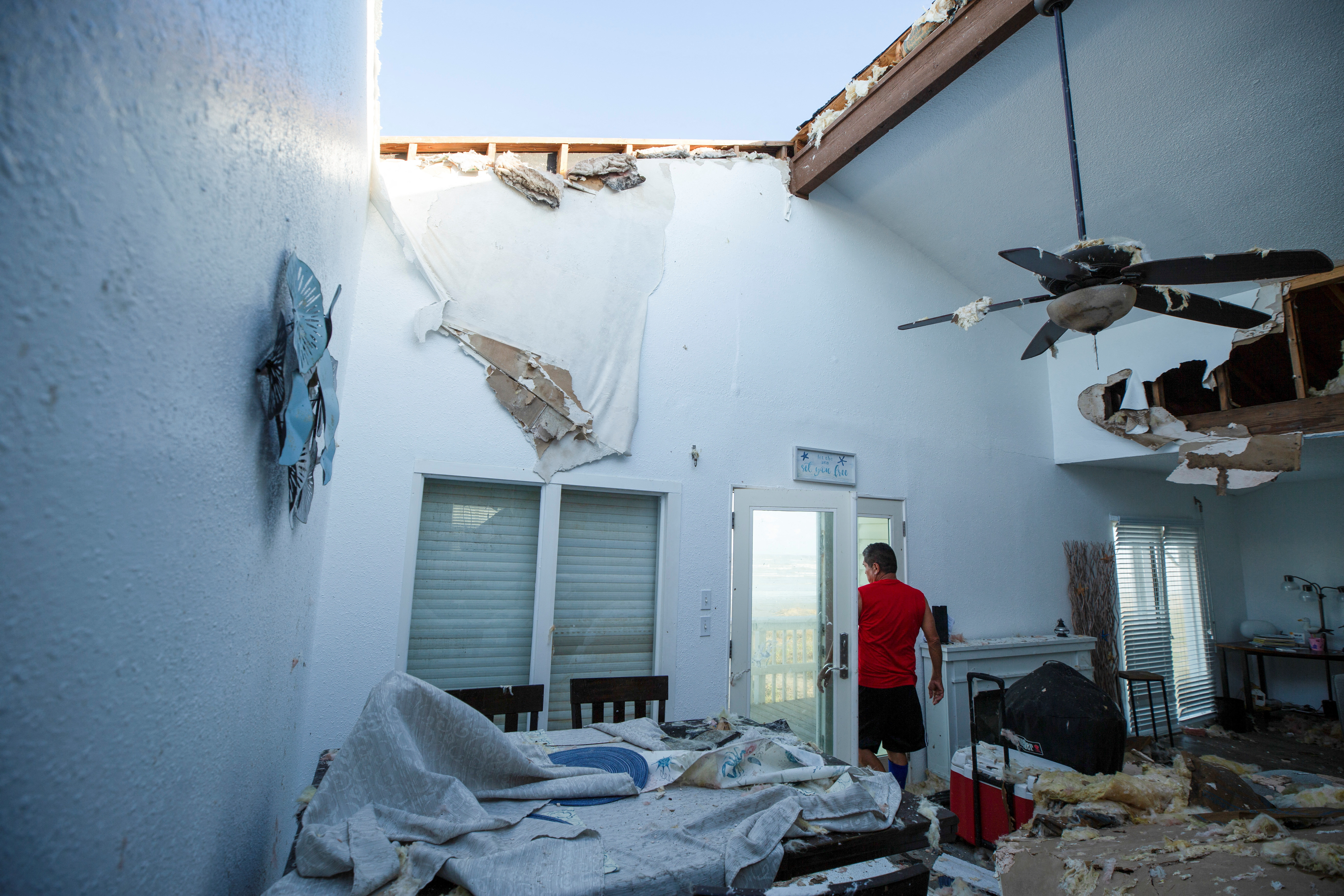 Millions without power in Texas as triple-digit heat follows Beryl ...