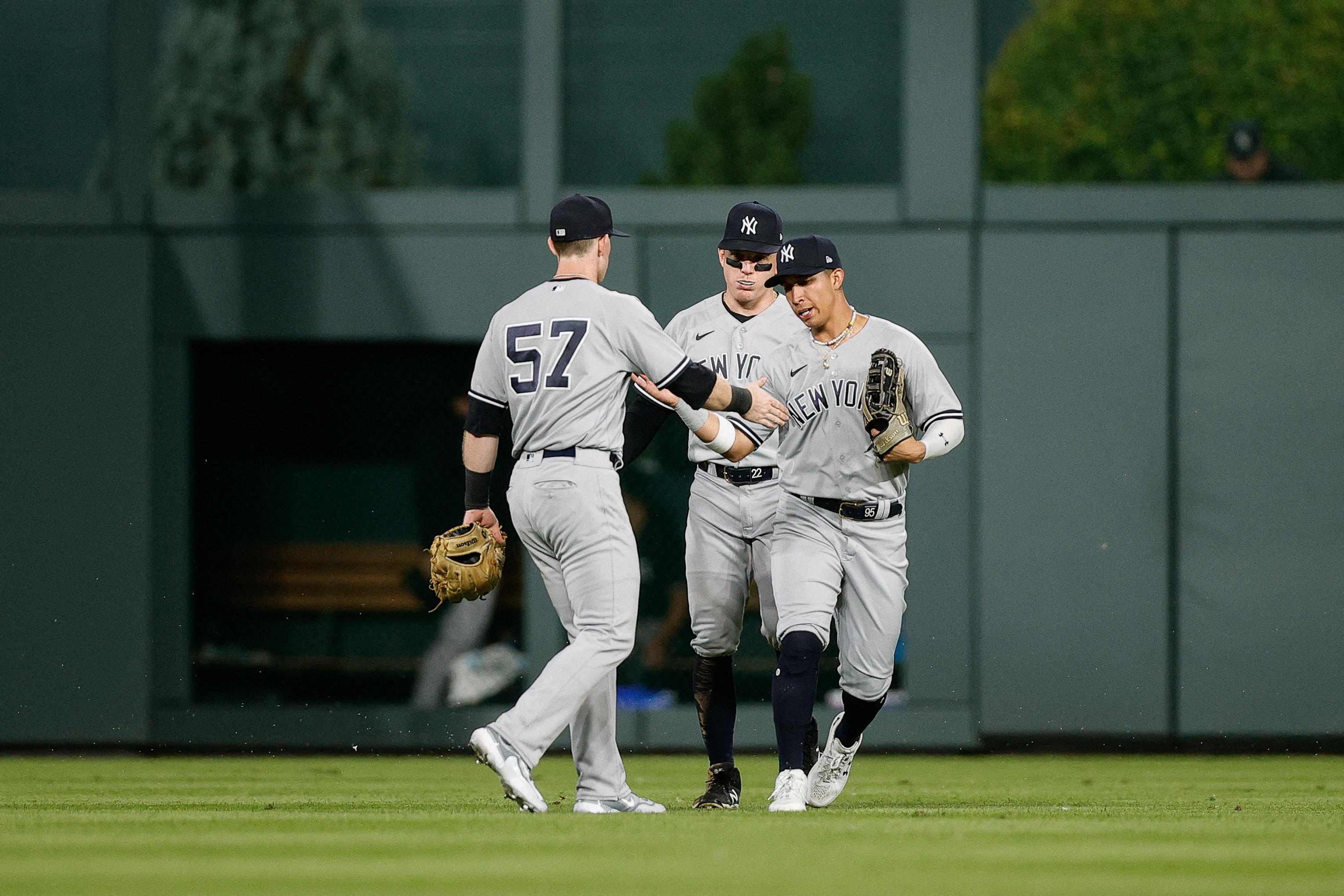 Giancarlo Stanton (4 RBIs) leads Yankees past Rockies