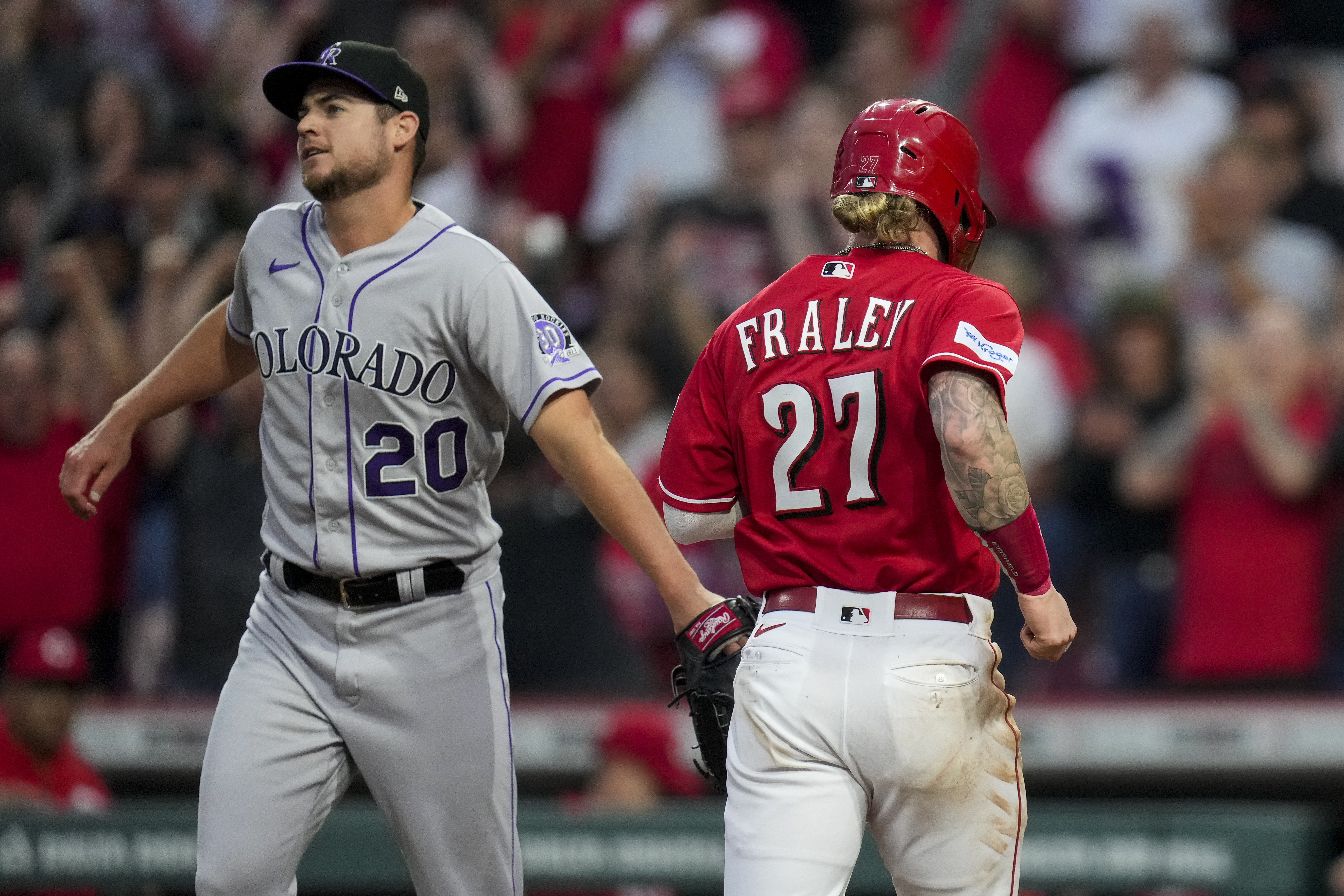 Cincinnati Reds Add Kroger Logo to Jersey Sleeves : r/baseball