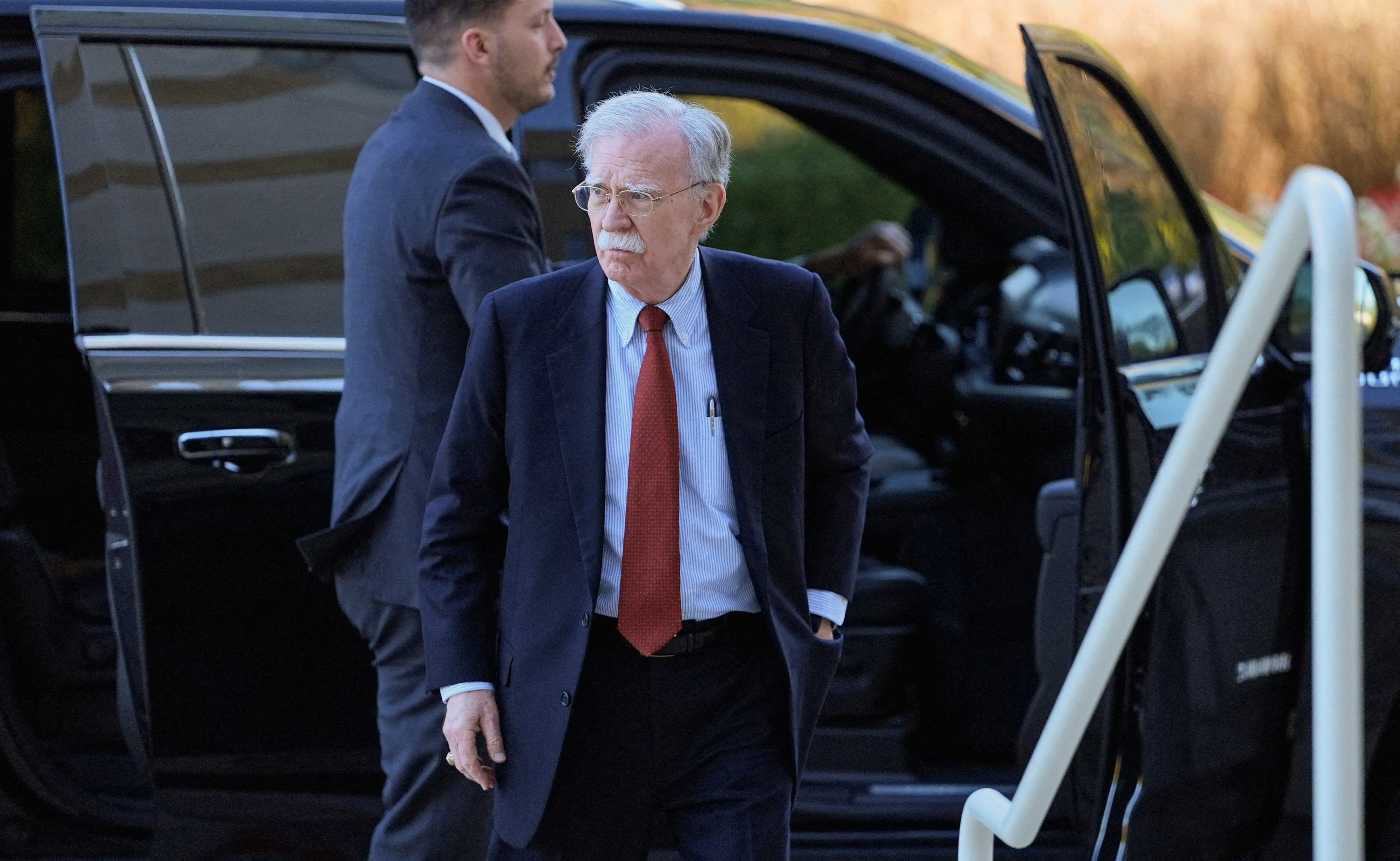 ボルトン元米大統領補佐官、無罪を主張 機密情報持ち出しの罪巡り