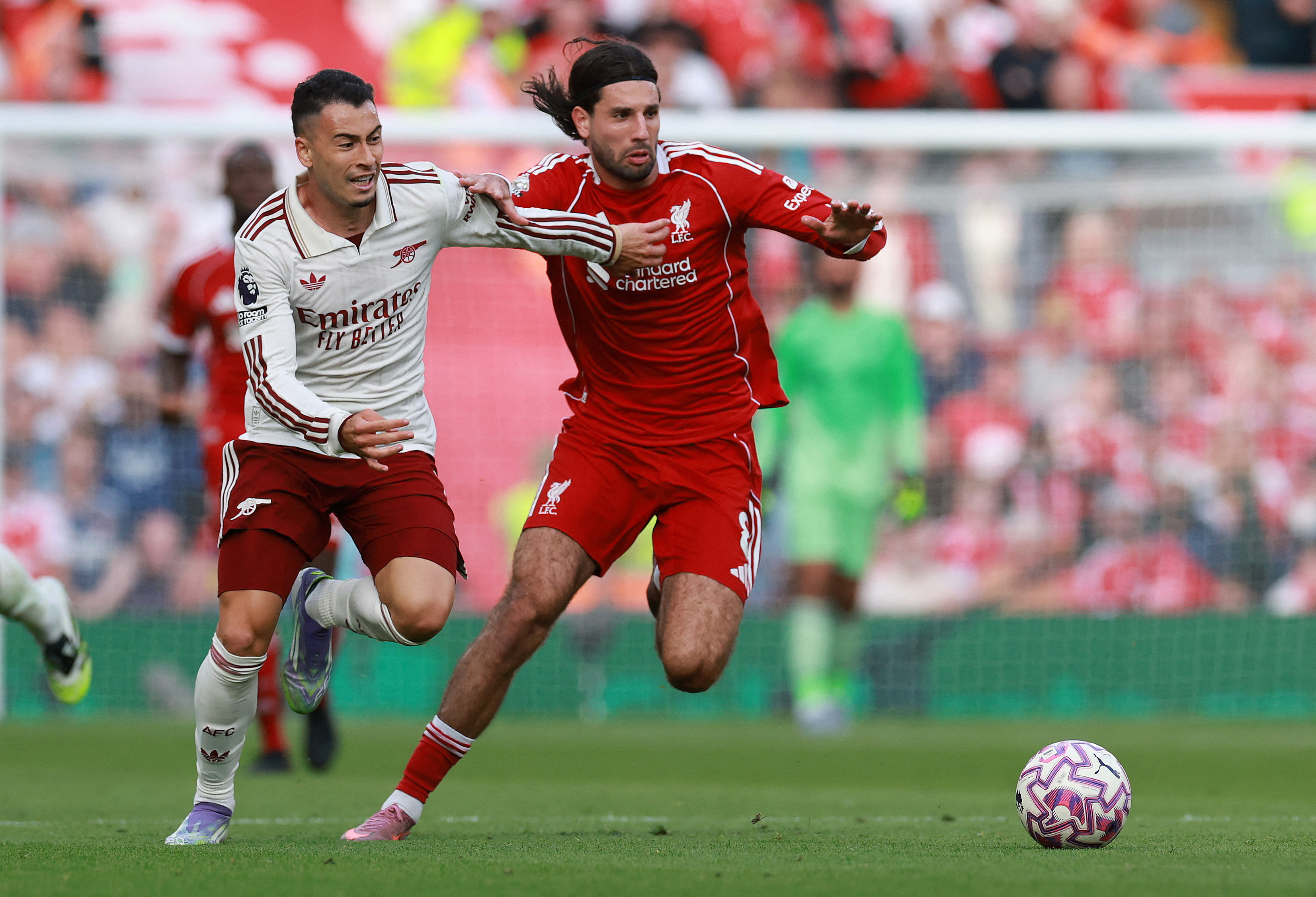 Szoboszlai sizzler gives Liverpool 1-0 victory over Arsenal | Reuters