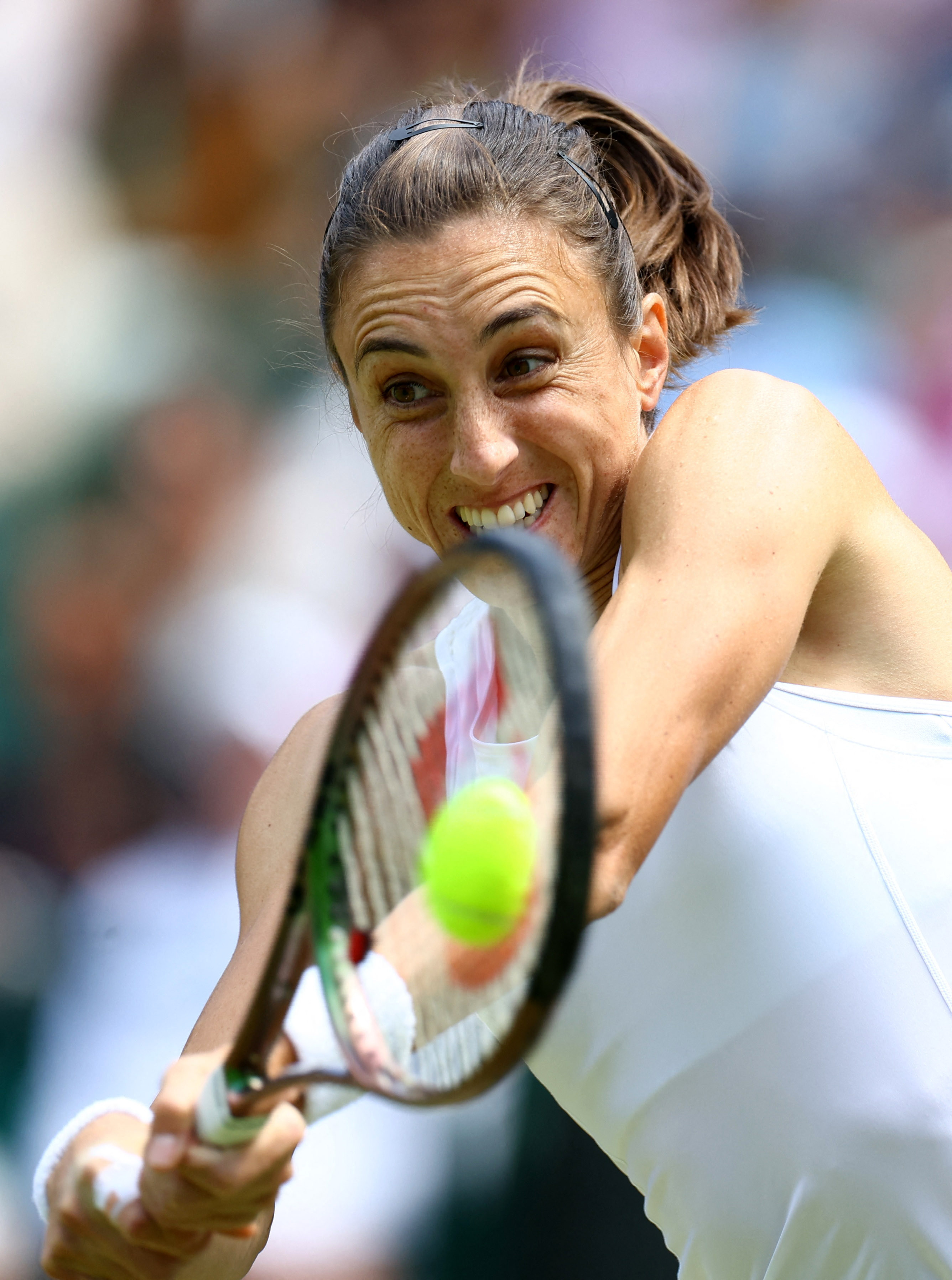 Rybakina powers past Martic into first Wimbledon quarters