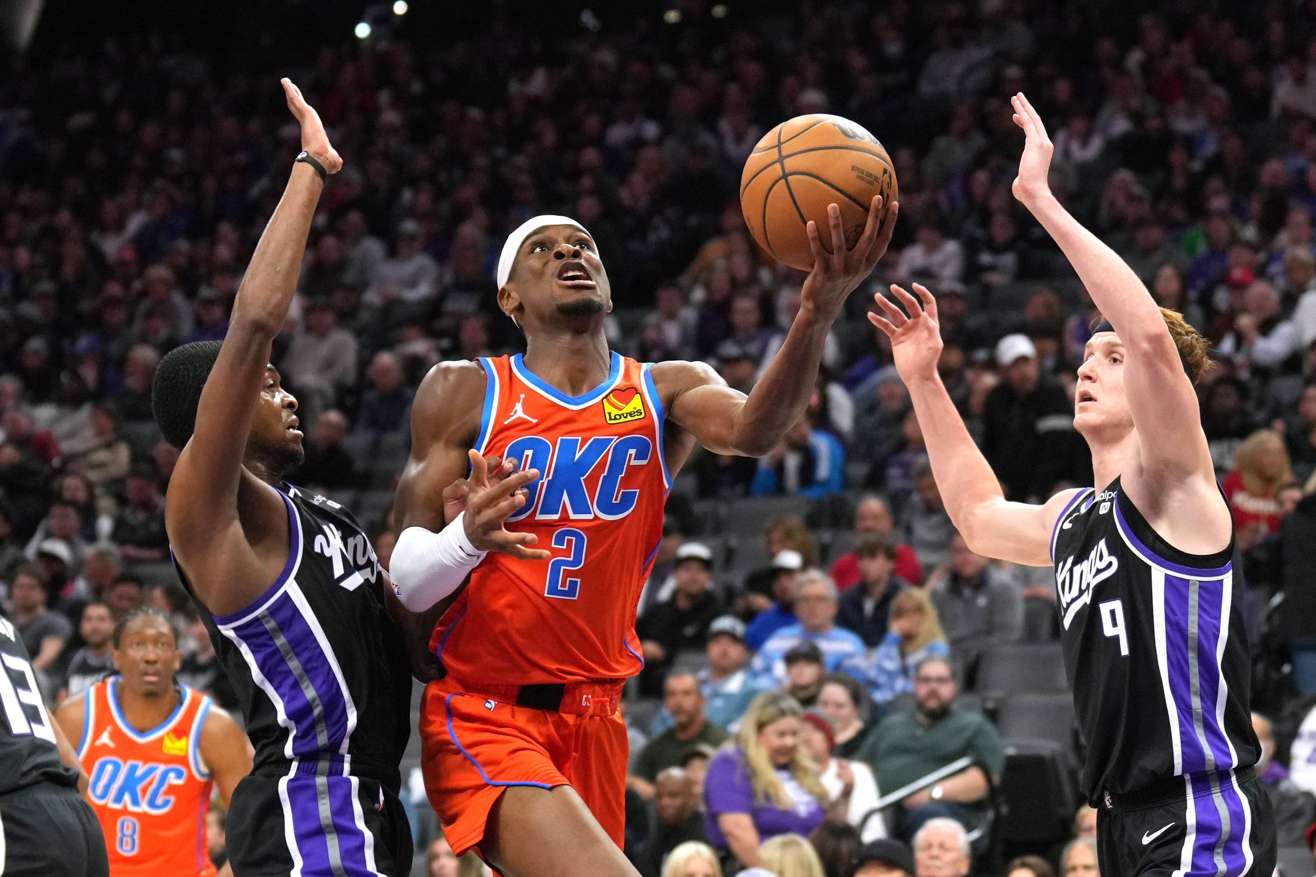 NBA roundup: De'Aaron Fox's 41 points push Kings past Thunder