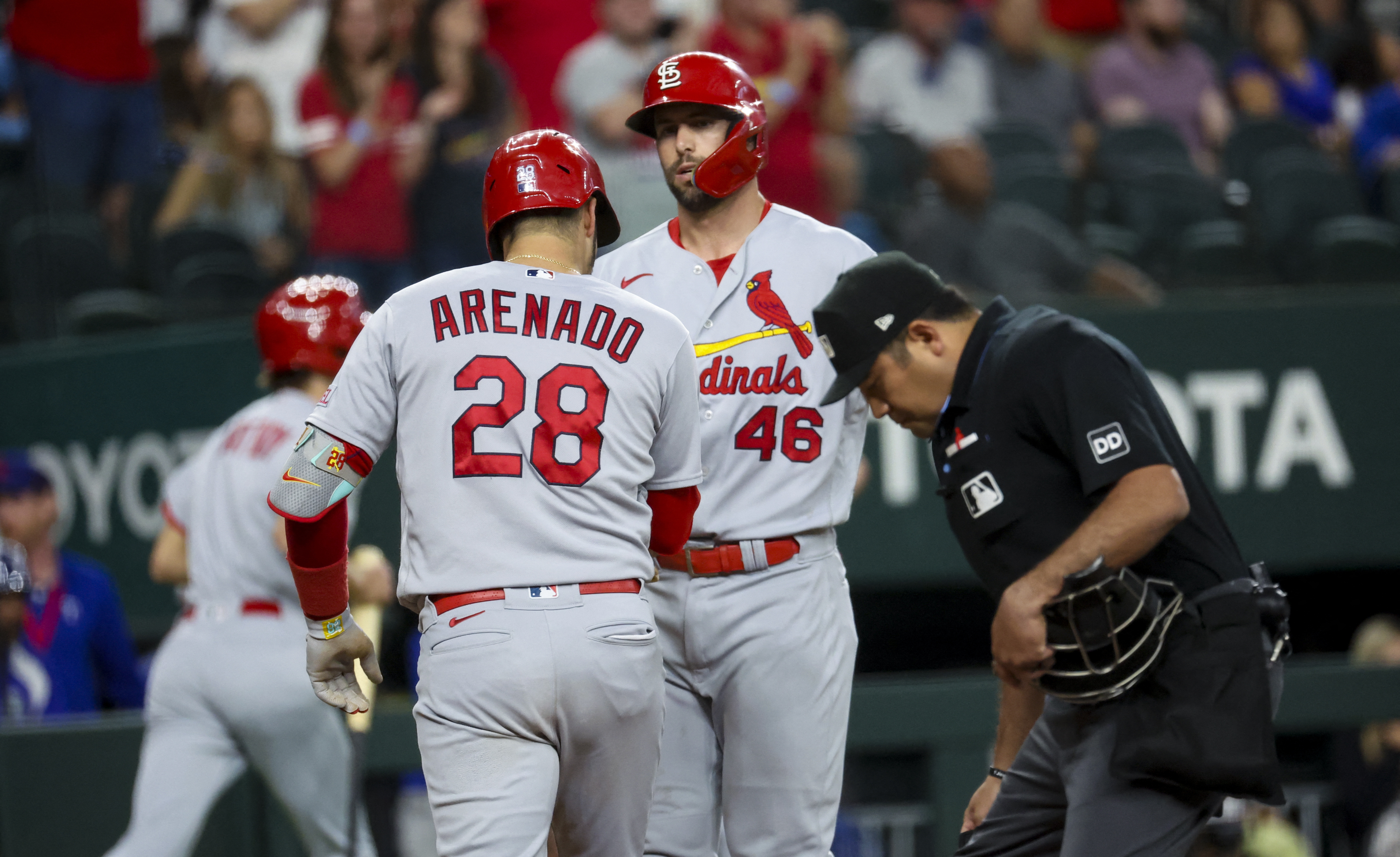 Rangers' Marcus Semien extends hit streak to 25 games in win over Cardinals