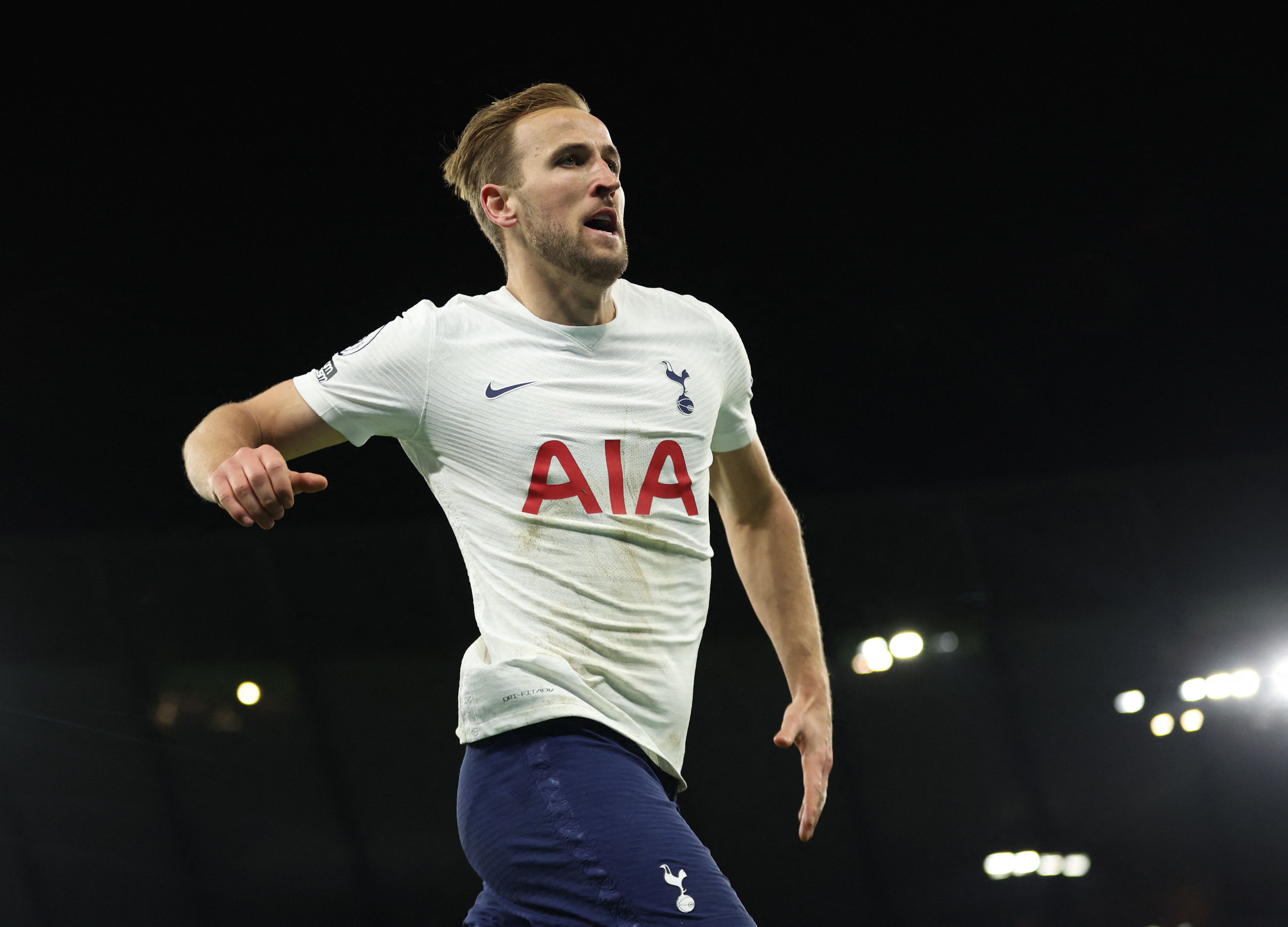 Harry Kane não se reapresenta ao Tottenham e força saída para o Manchester  City