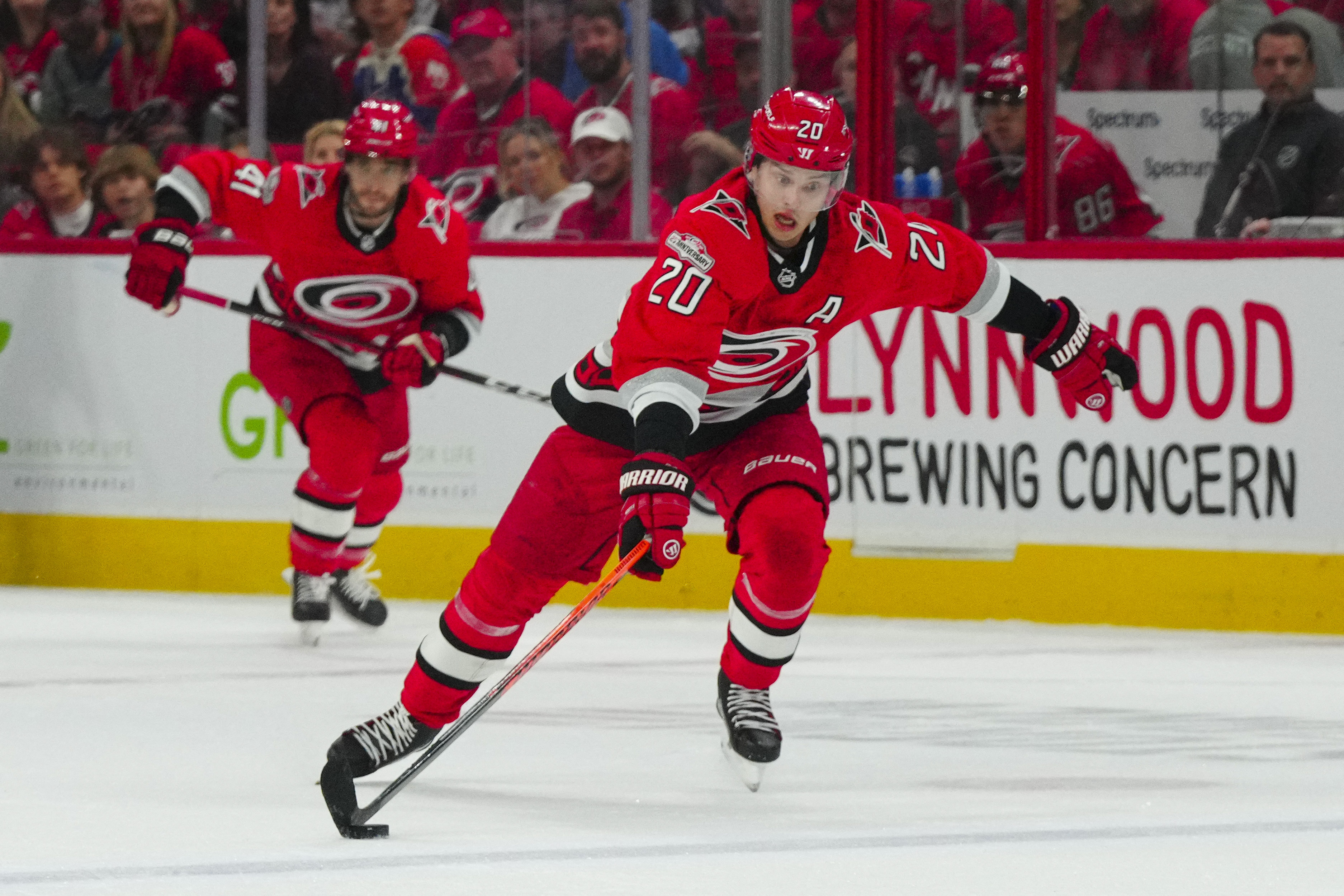 Fast's goal lifts Hurricanes past Islanders in overtime