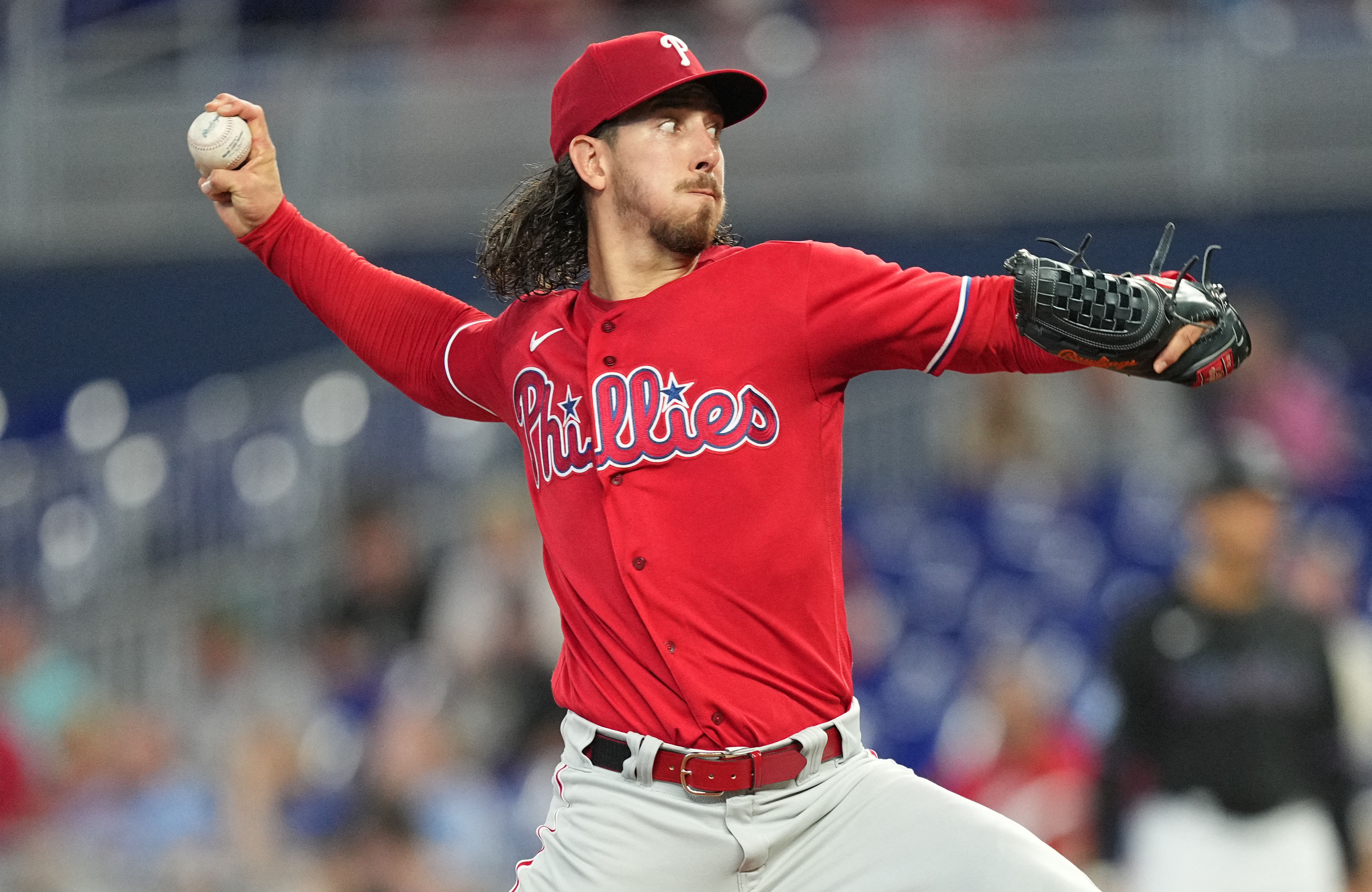 Scherzer settles in to win his debut for Rangers. Semien has go