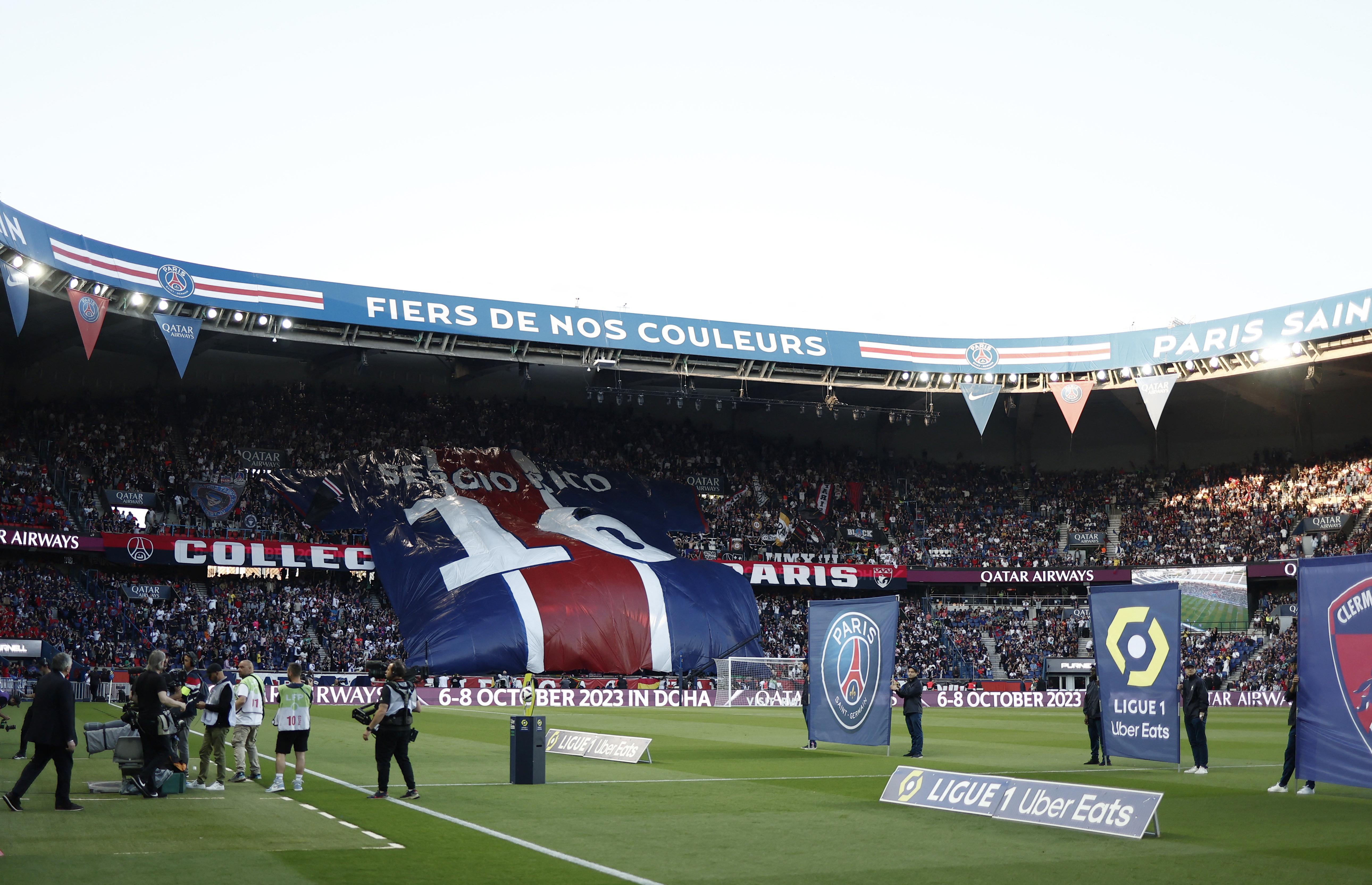Paris Saint-Germain International Club Soccer Fan Action Figures for sale