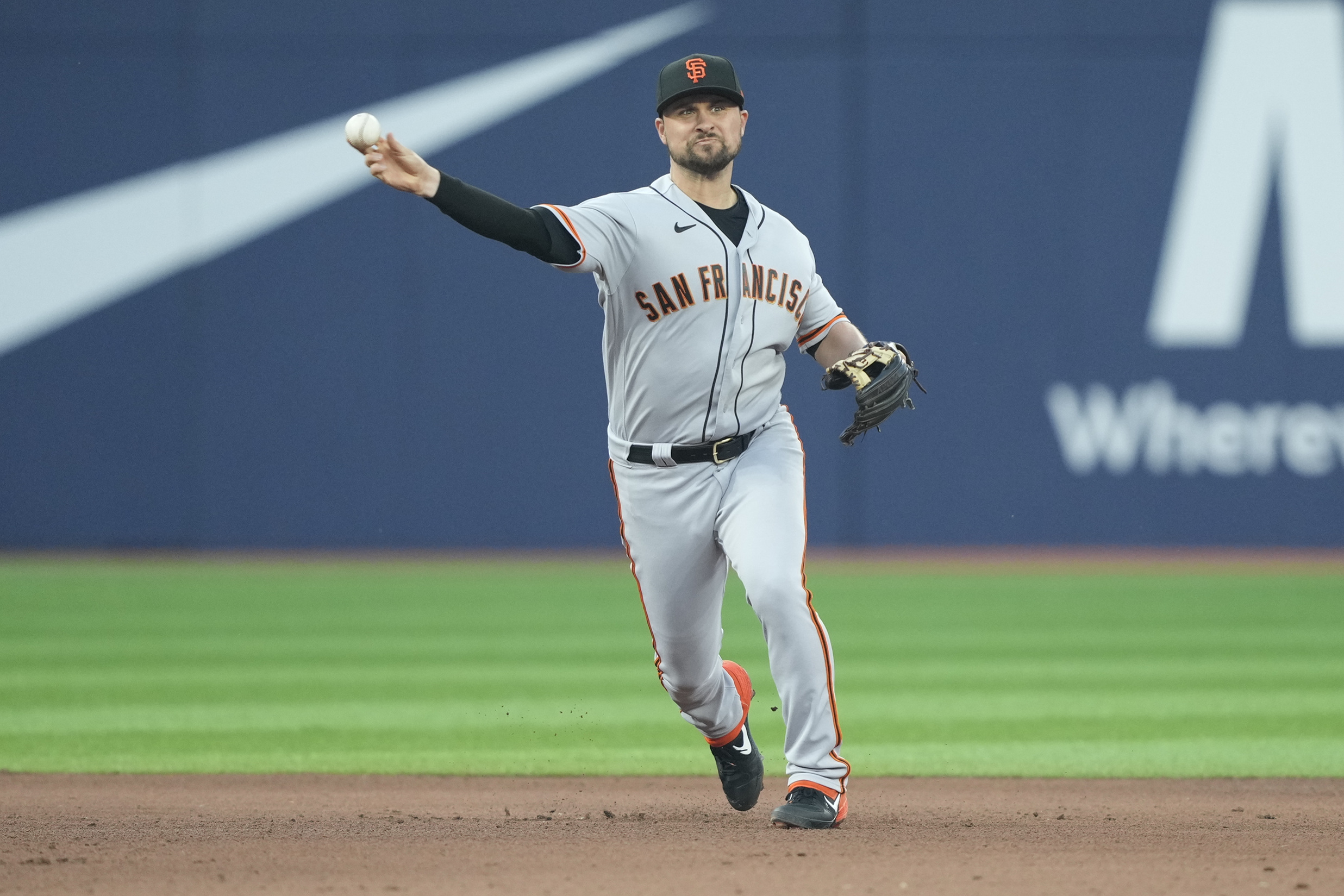 Giants Shut Out Blue Jays To Extend Road Win Streak | Reuters