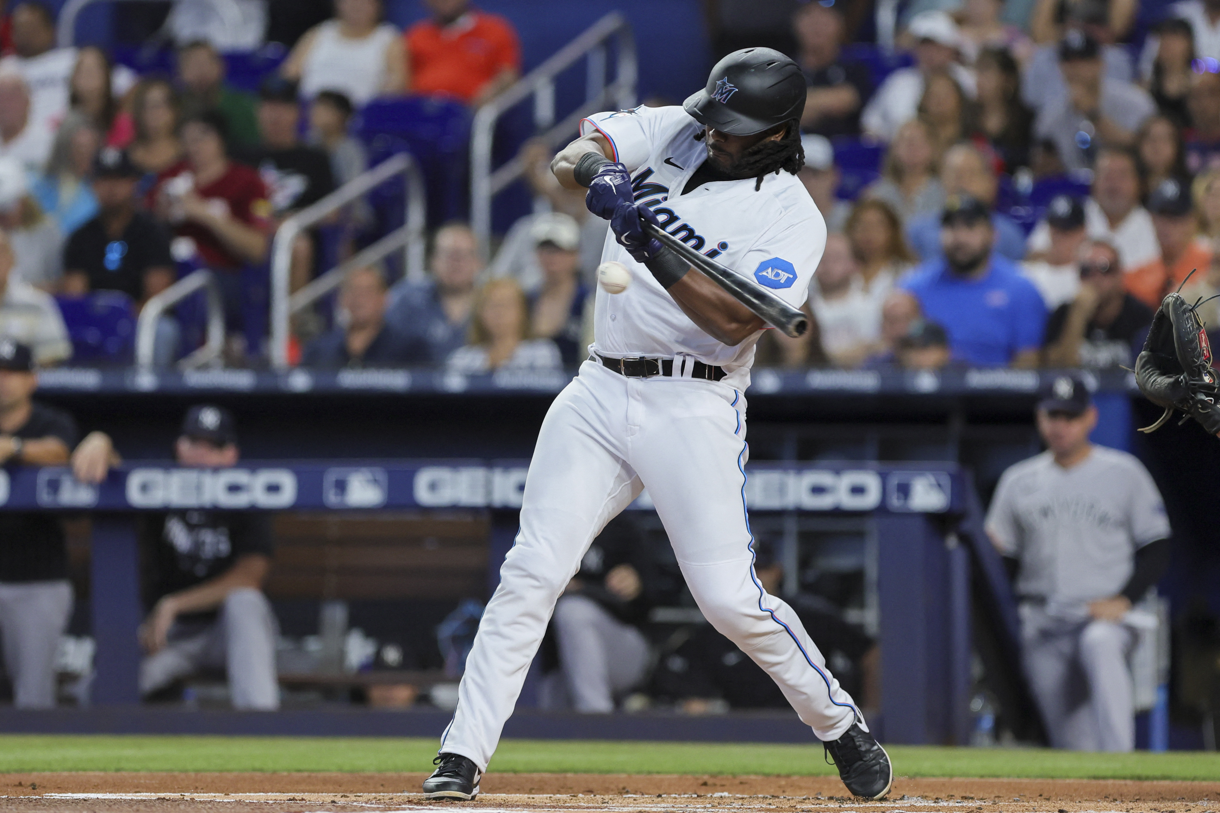 Marlins stun Holmes and Kahnle with 5 runs in 9th, beat Yankees 8-7 as  Burger gets game-ending hit