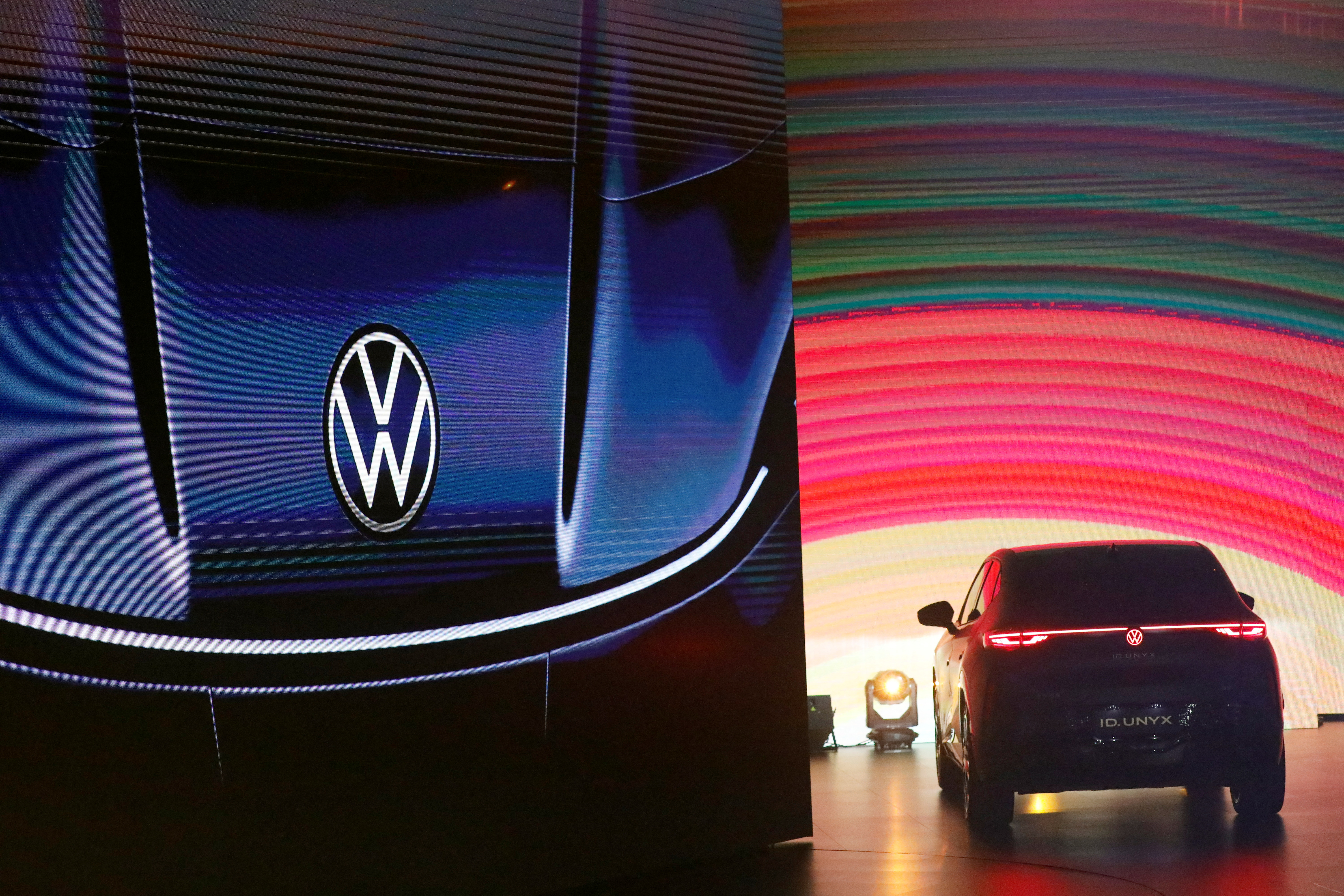 独ＶＷ、低価格ＥＶ開発へ　中国勢に対抗 2万ユーロから