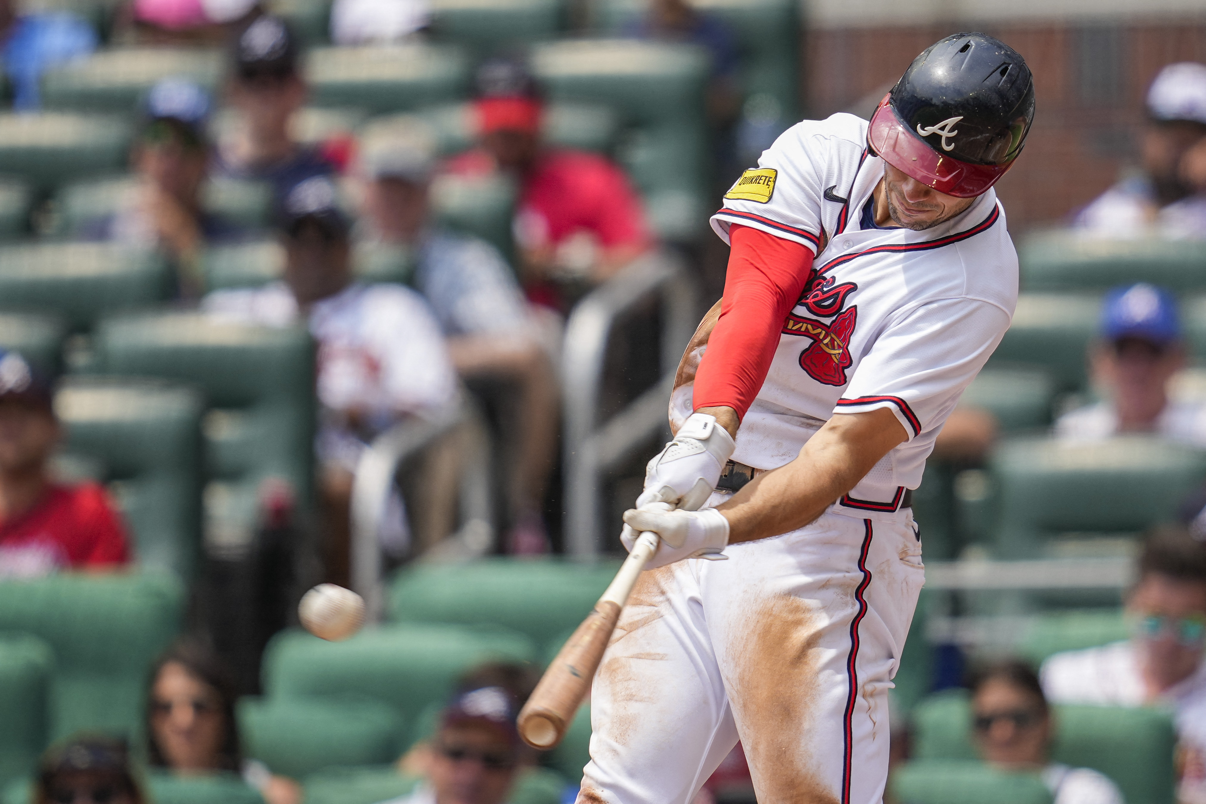 Braves continue HR onslaught in rout of Angels